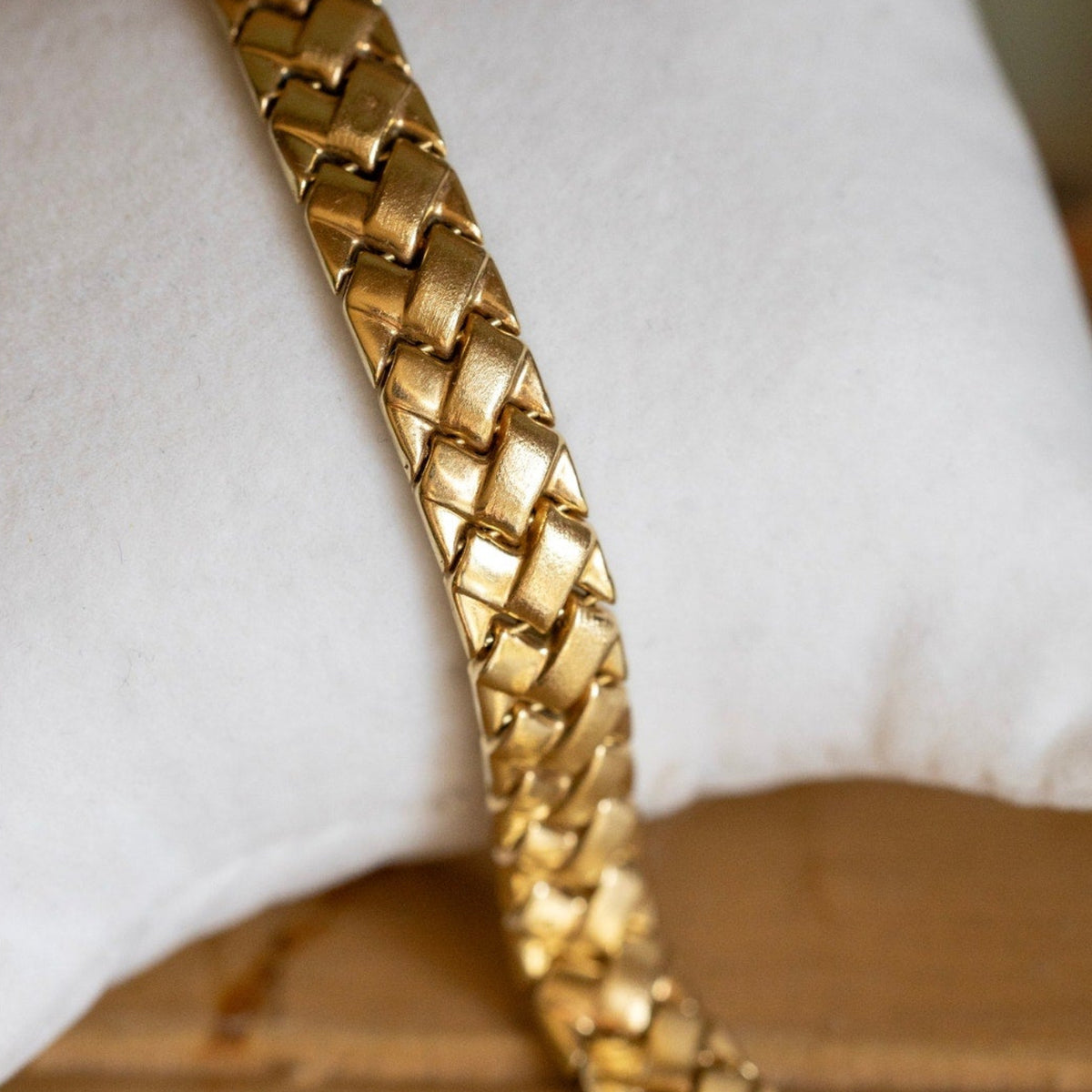 Vintage 14K Yellow Gold Woven Style Link Bracelet