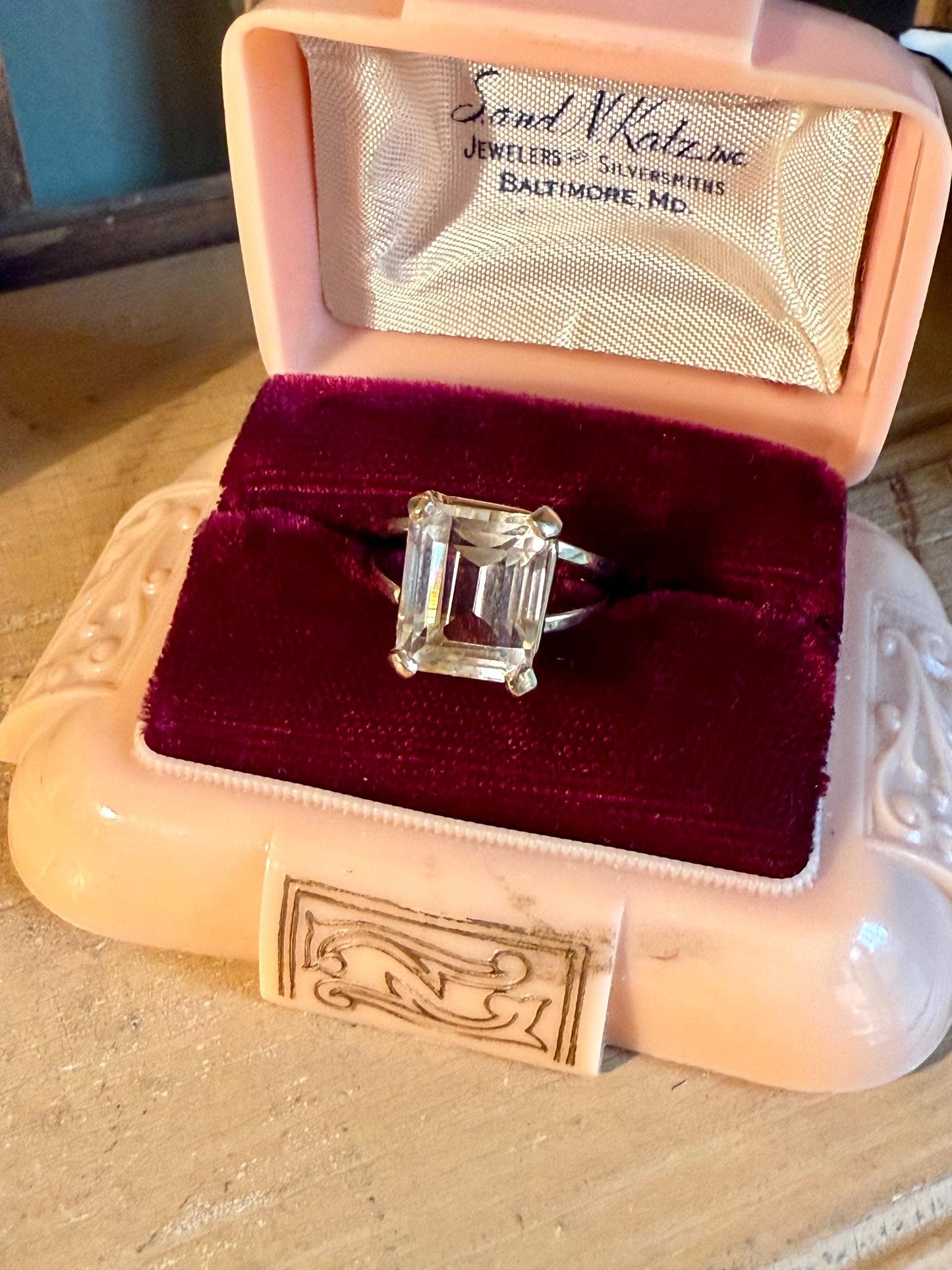 Vintage 1960's 14K Yellow Gold Ring With Rectangle Cut Clear Quartz Gemstone