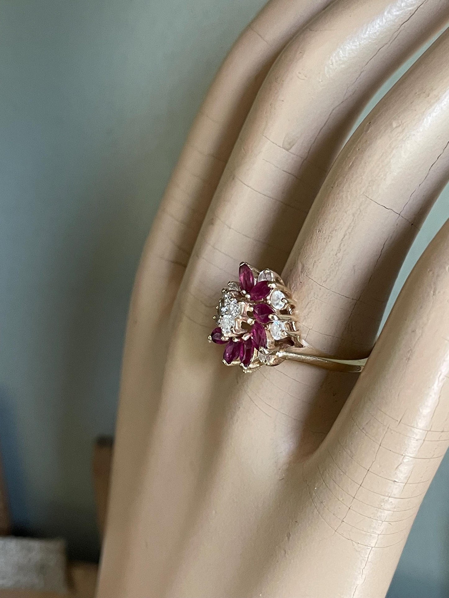 A 14K Yellow Gold Vintage Ring Featuring Natural Ruby and Diamond Spray