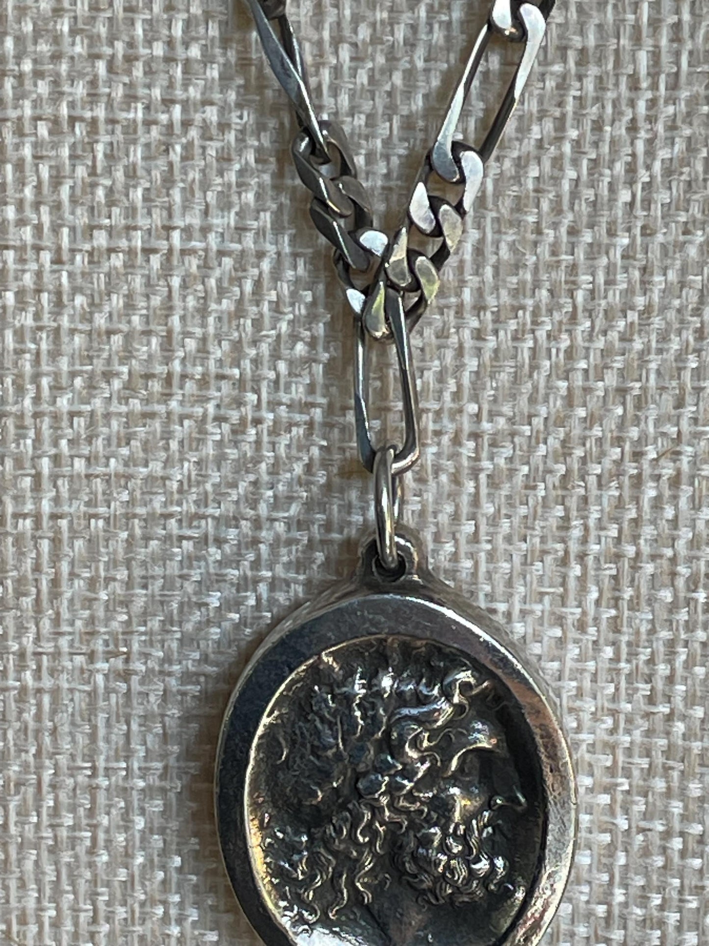 Vintage Henryk Winograd Fine Silver Repousse Pendant on Chain