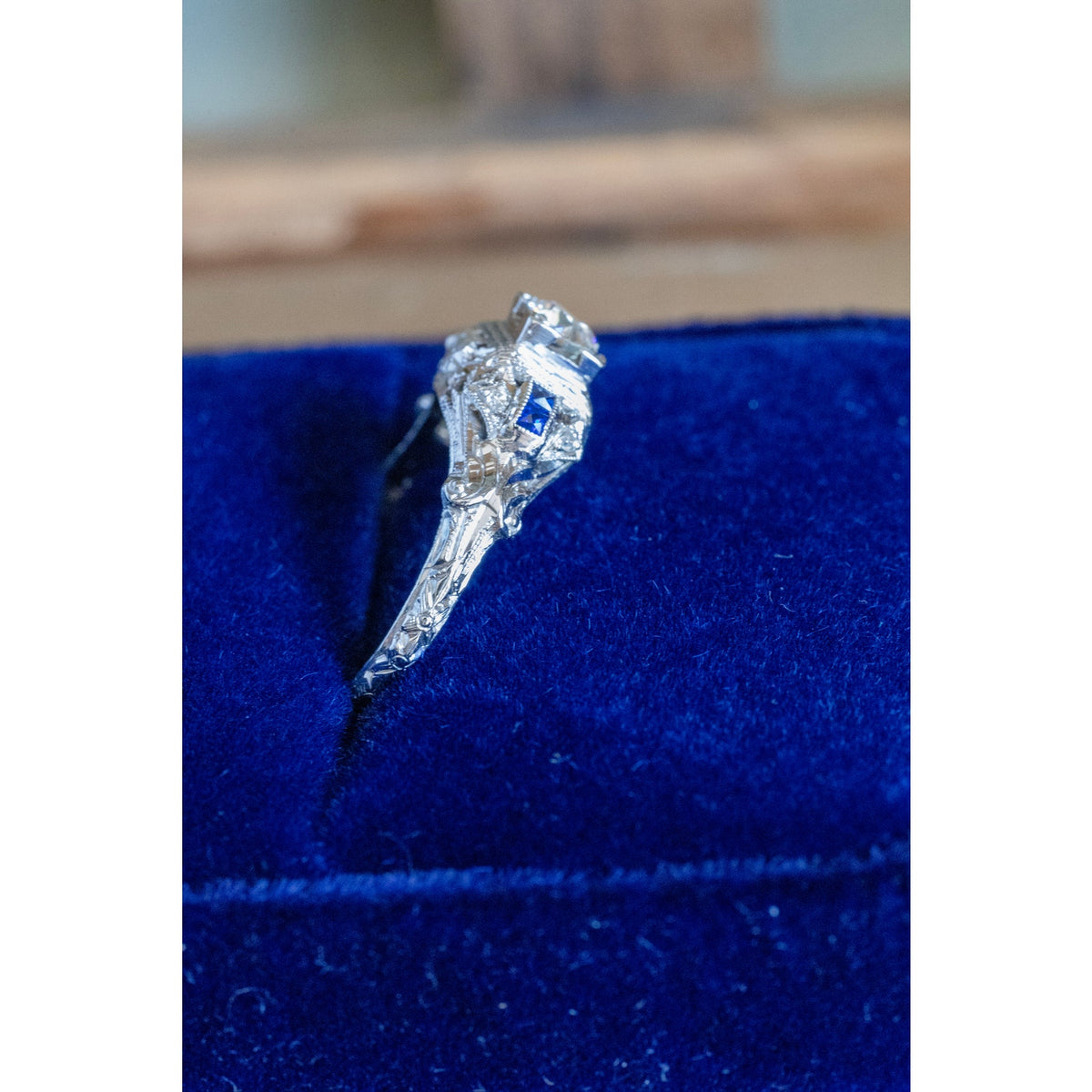 1930-1940 18K White Gold Round Old European Cut Natural Diamond and Synethic Sapphire Authentic Art Deco Ring