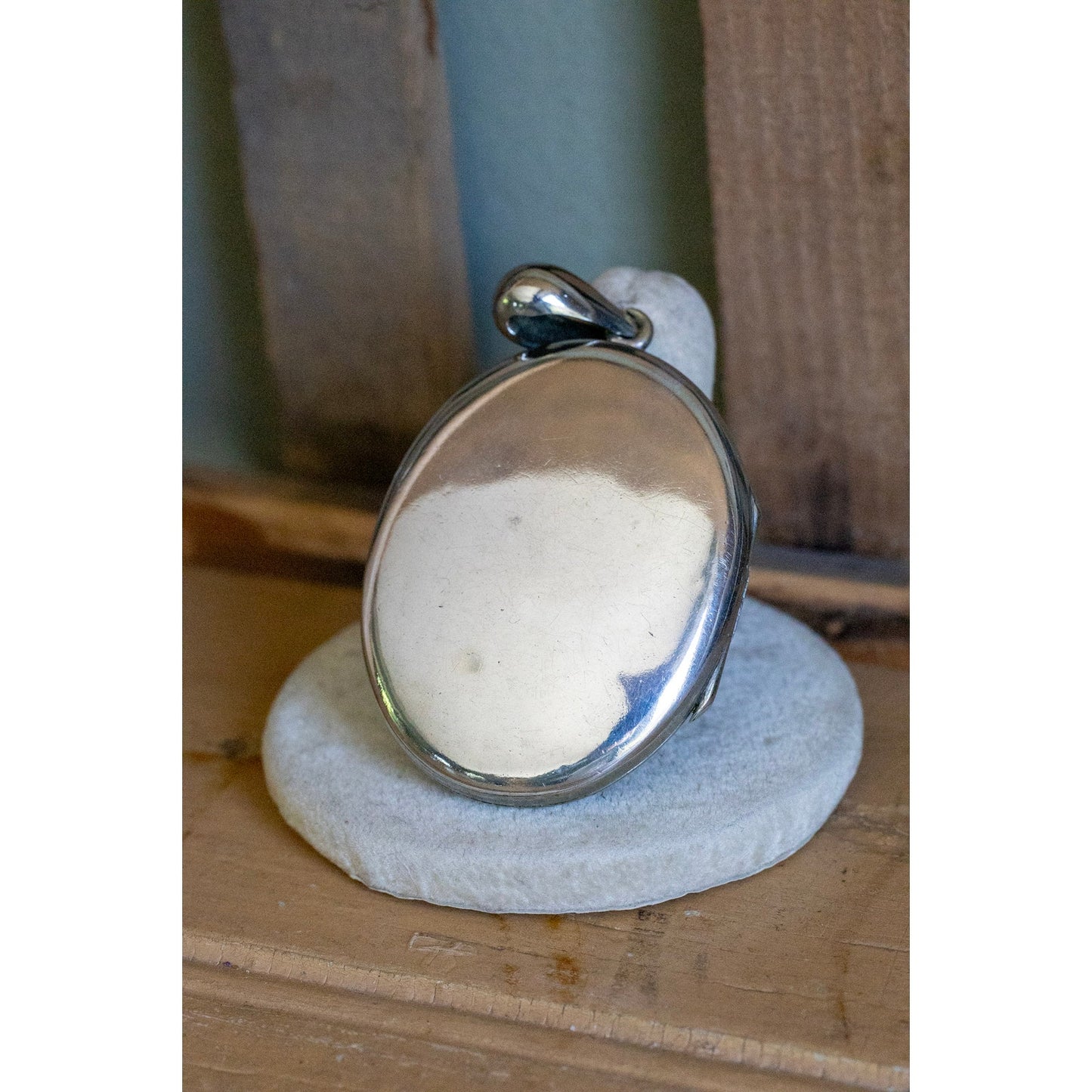 Antique Victorian Sterling Silver Aesthetic Period c1880 Large Locket