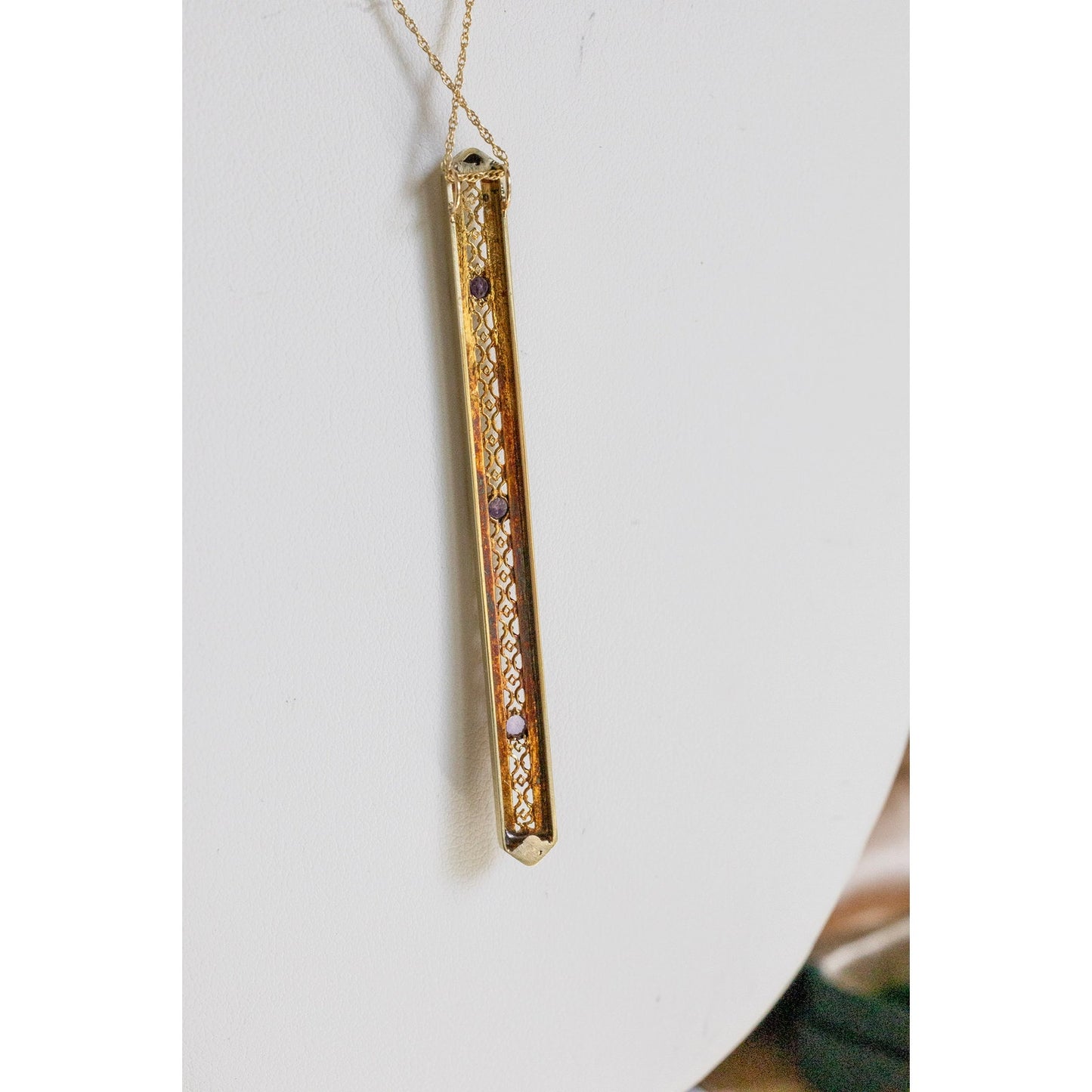 Unique 10K Yellow Gold Edwardian Amethyst Set Bar Pendant