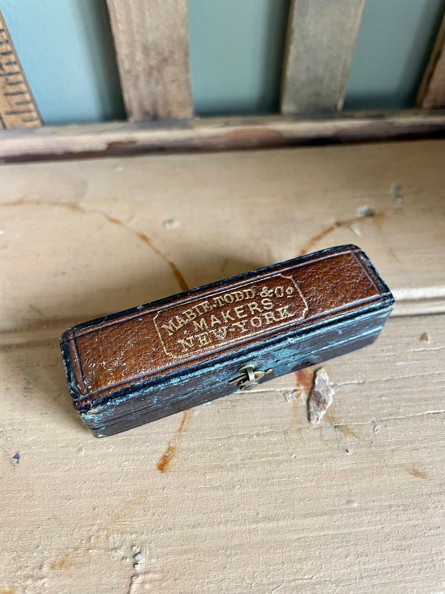 10K Yellow Gold Halleys Comet Paste Brooch with Antique Box