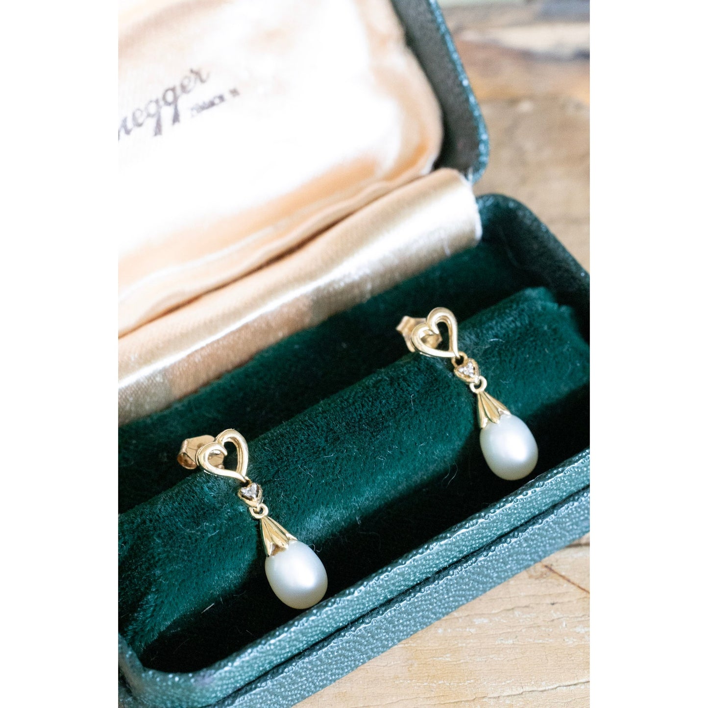 Vintage 14K Yellow Gold Diamond and Pearl Dangle Earrings
