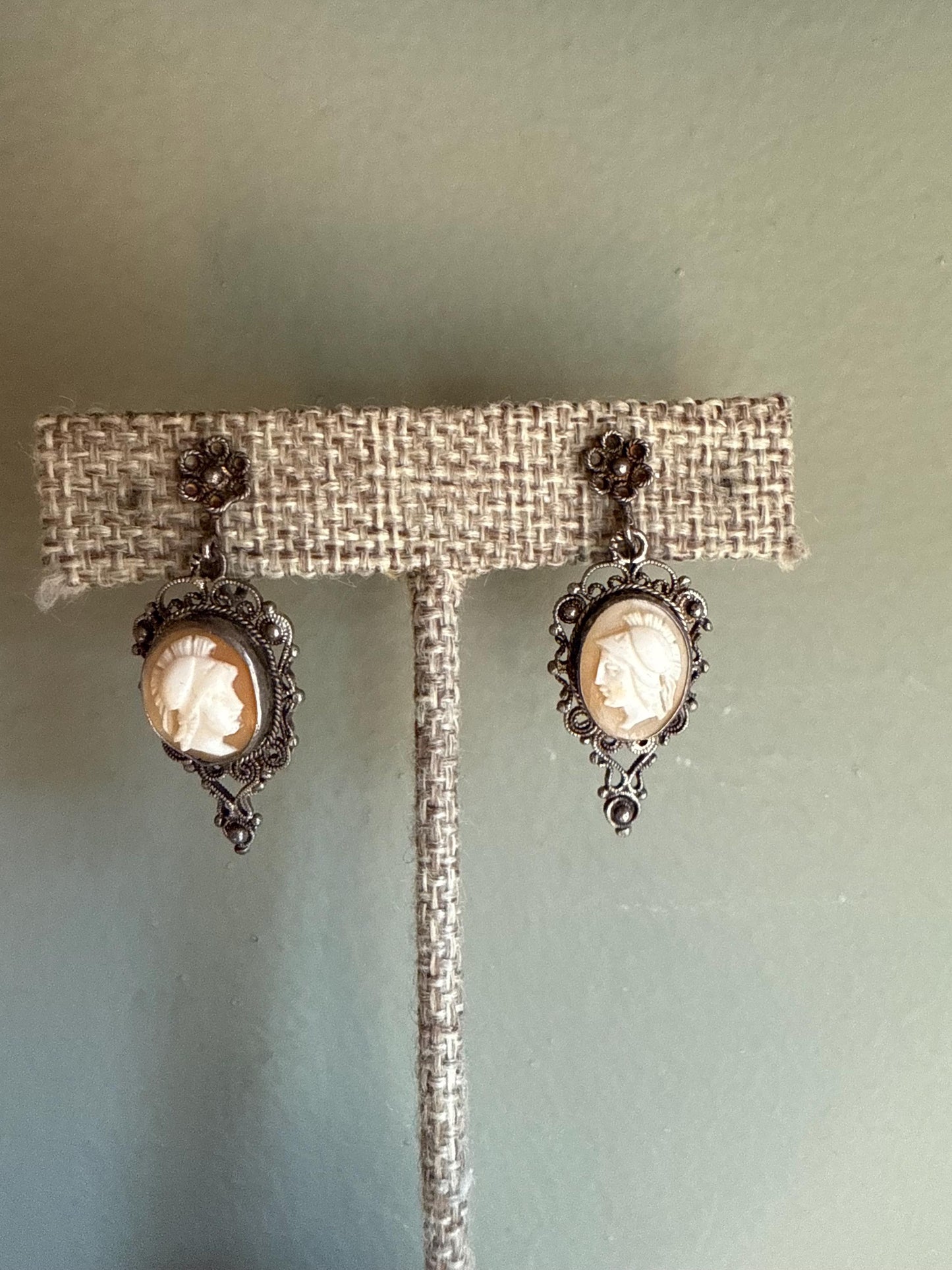 1930-1940 900 Silver Hand Carved Cameo Dangle Earrings