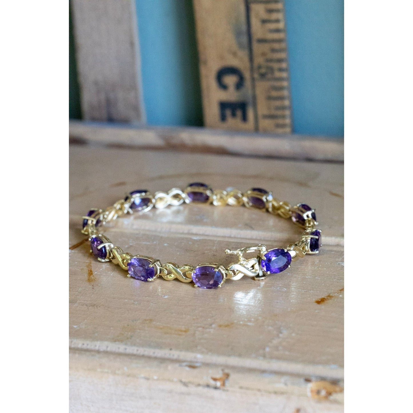 Vintage Solid 14K Yellow Gold Oval Cut Amethyst Gemstone Line Bracelet 11CTS