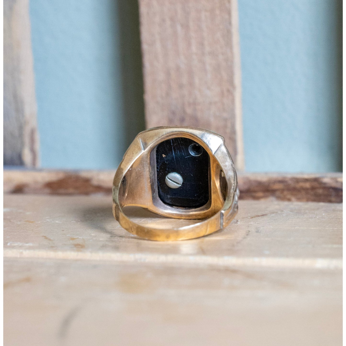 C1940 10K Yellow Gold Signet Ring with Onyx and Diamond Ring