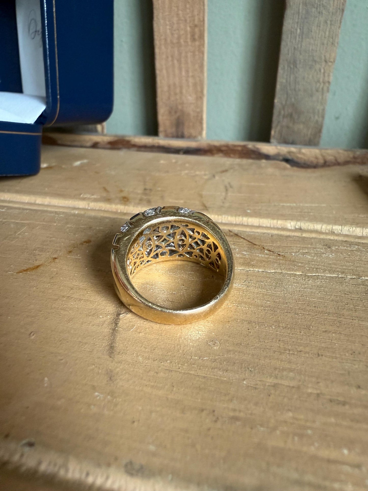 Vintage Mod 1970-1990 14K Yellow Gold Zig Zag Wave Diamond Ring