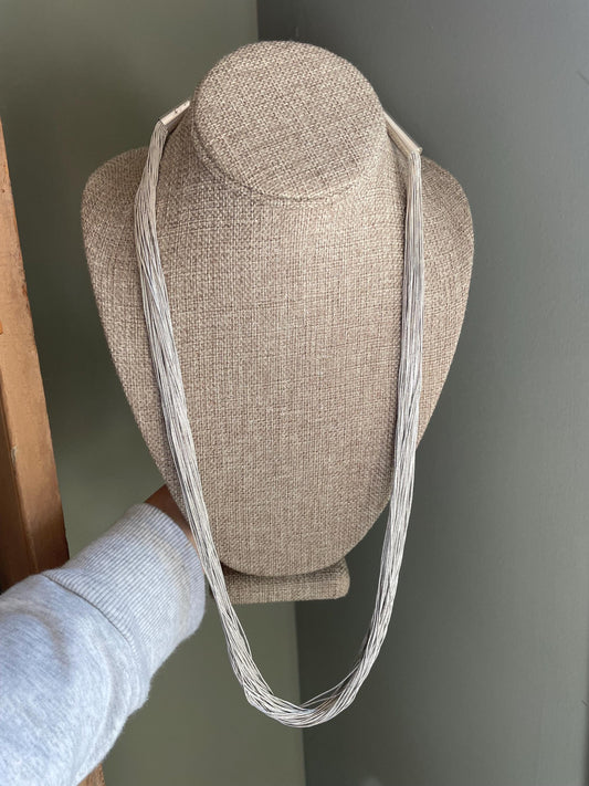 Vintage Native American Liquid Sterling Silver Heshi Necklace 50 Strands