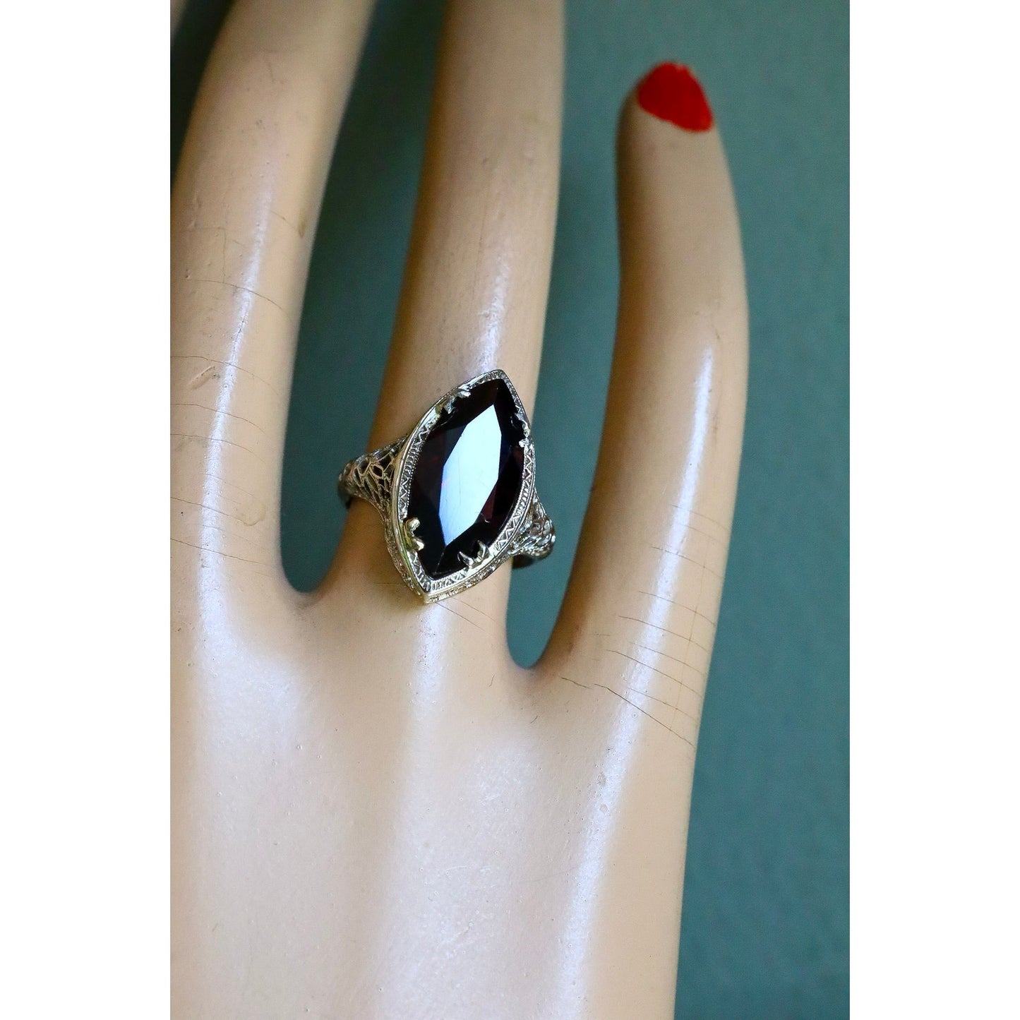 Art Deco 14K White Gold Marquis Cut Garnet Filigree Ring