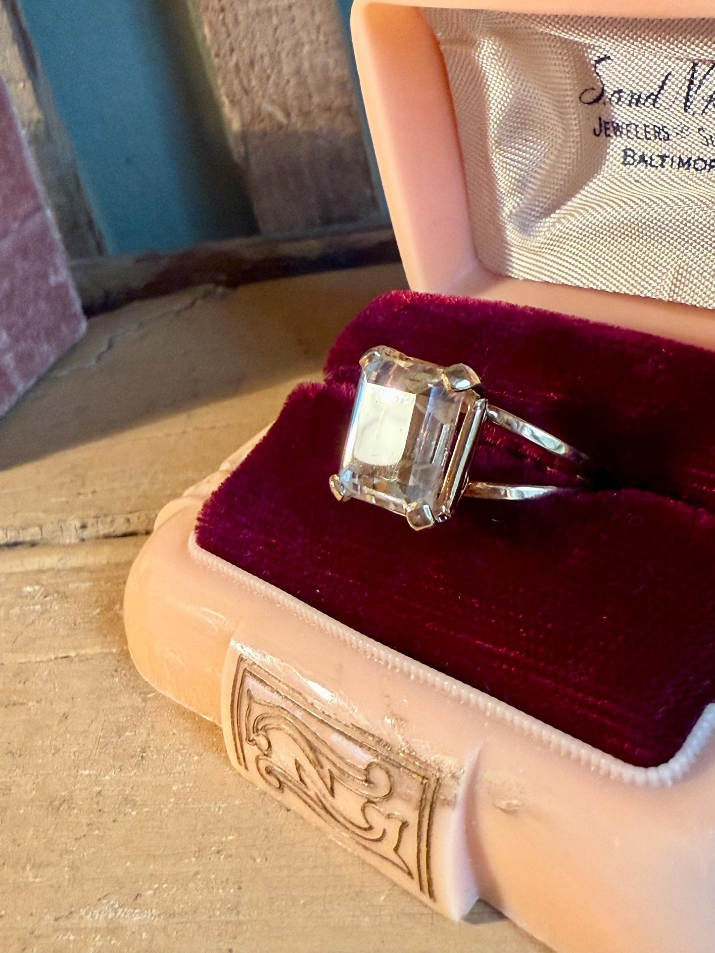 Vintage 1960's 14K Yellow Gold Ring With Rectangle Cut Clear Quartz Gemstone