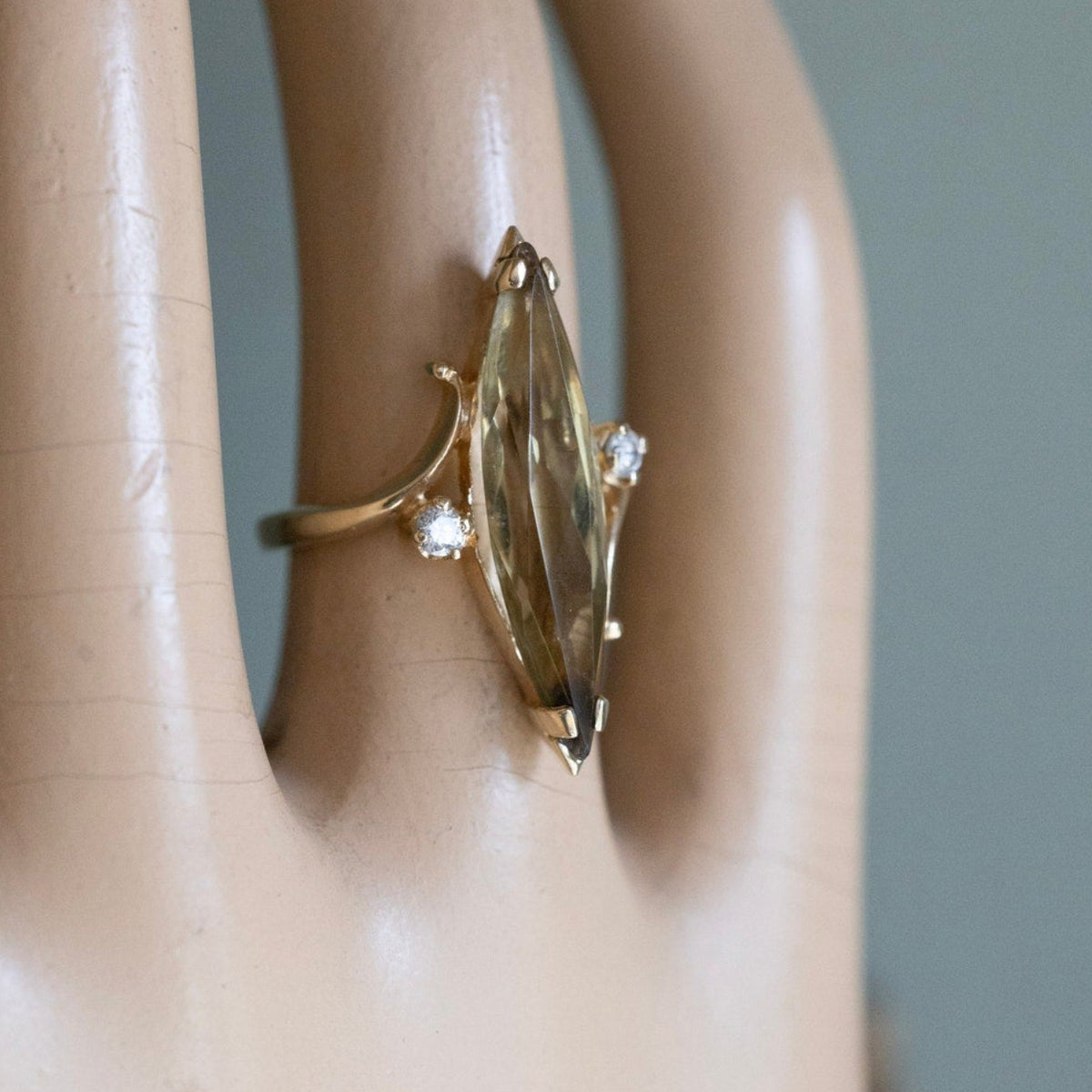 1960-1970 10K Yellow Gold Dramatic Marquis Cut Smoky Quartz Ring