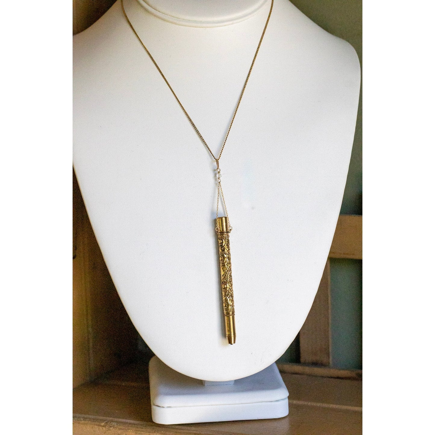 Antique c1900 Repousse Telescoping Pencil Pendant