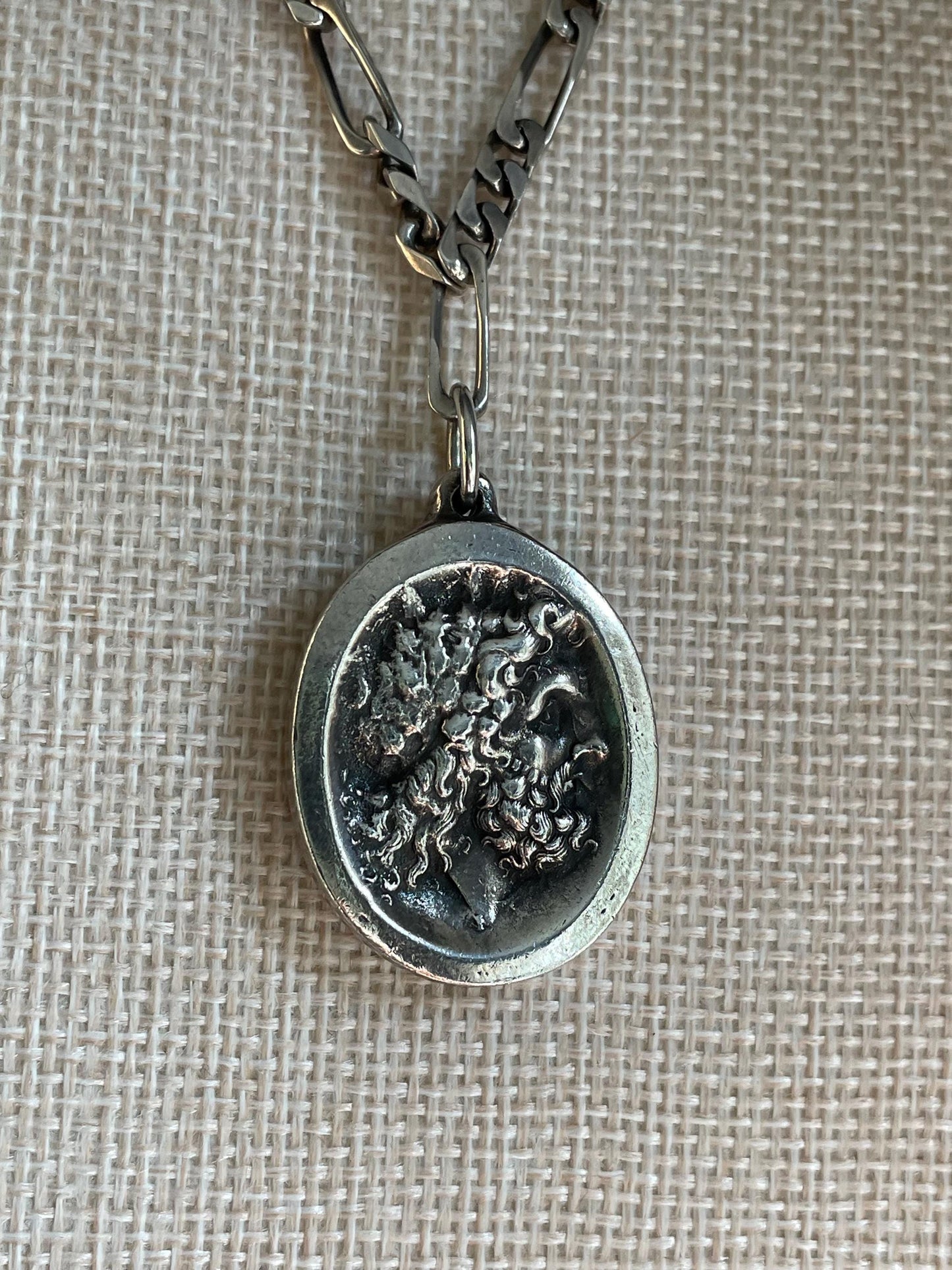 Vintage Henryk Winograd Fine Silver Repousse Pendant on Chain