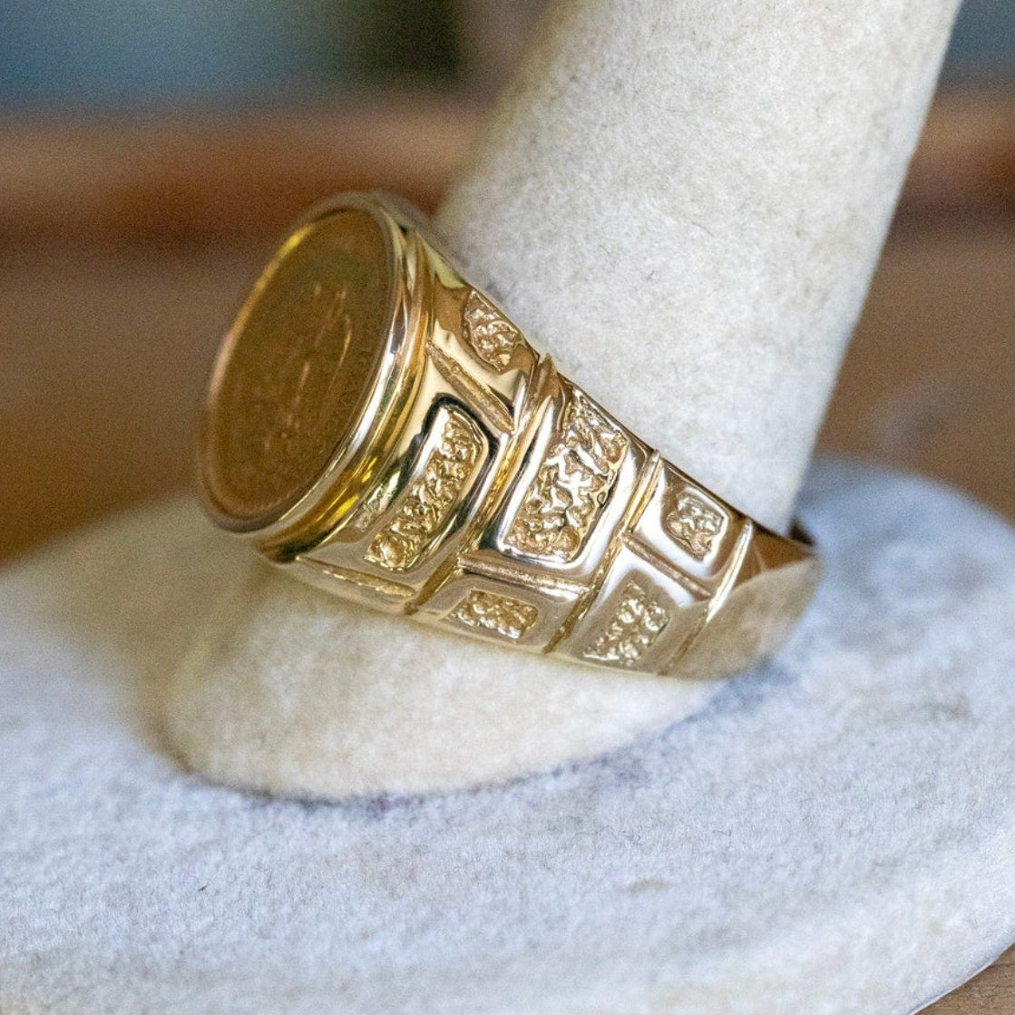 A Gold 1945 Mexican Dos Pesos Coin Set in 14K Yellow Gold Ring