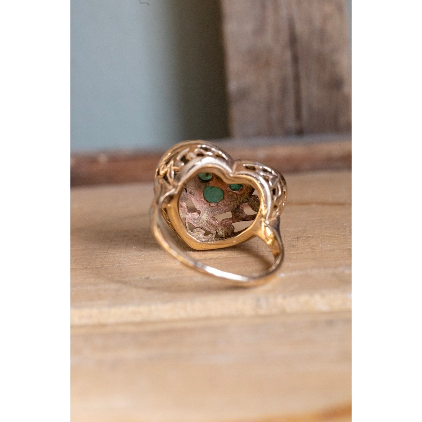 Vintage 14K Yellow Gold Open Work Heart Natural Emerald Ring