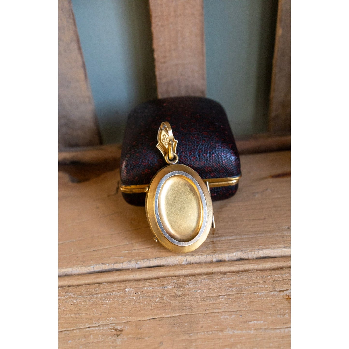 A Dramatic Entruscan Style c1880's Victorian Gold Filed Locket