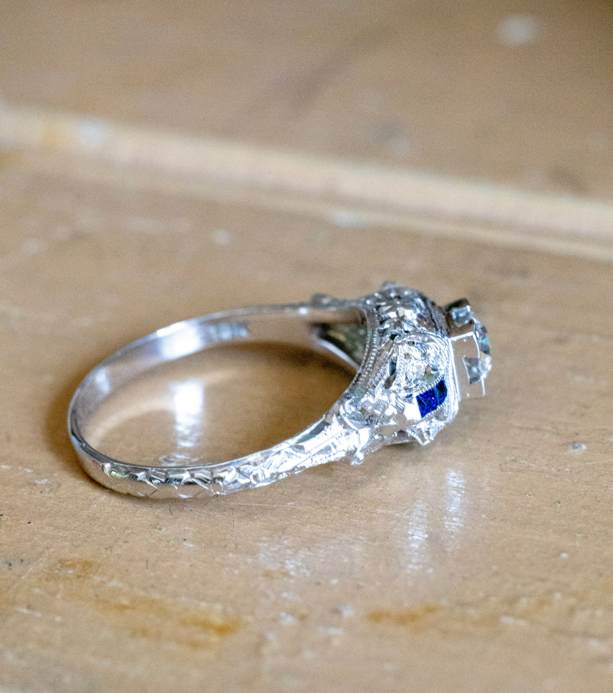 1930-1940 18K White Gold Round Old European Cut Natural Diamond and Synethic Sapphire Authentic Art Deco Ring