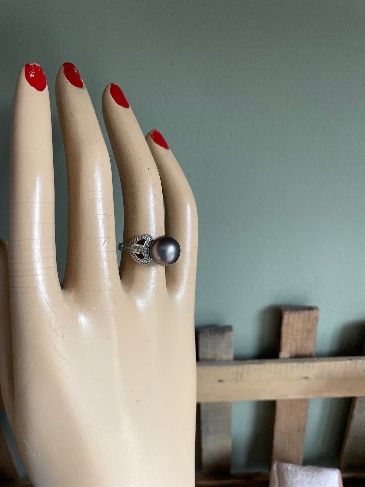 14K White Gold Diamond and Gray Pearl Statement Ring