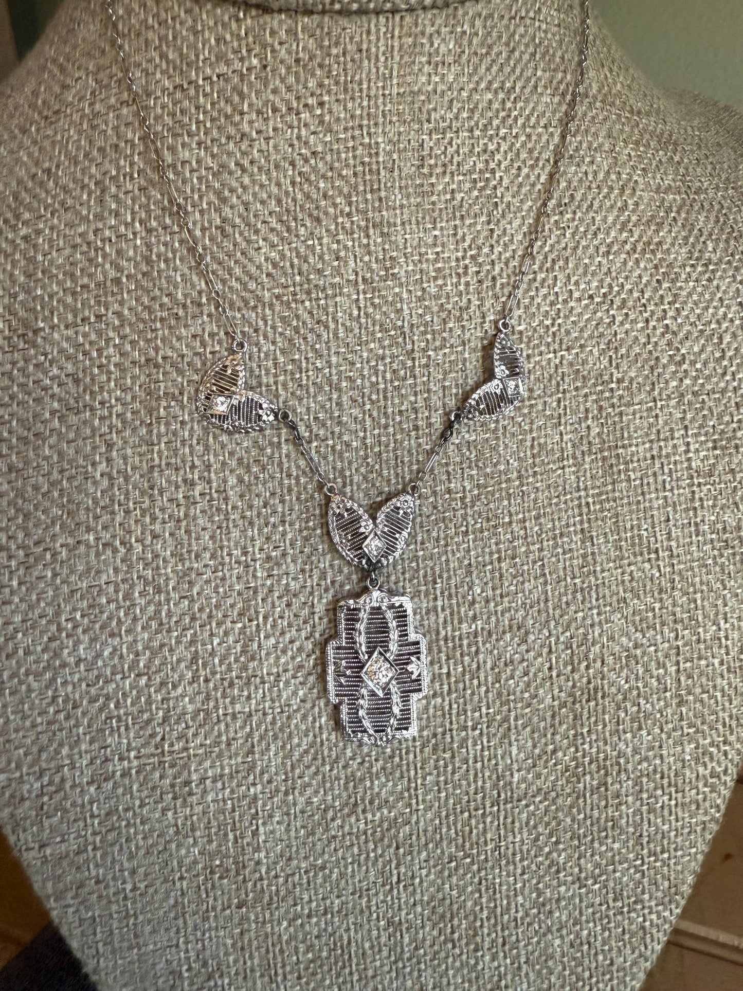 Vintage Art Deco 14K White Gold Filigree Diamond Set Necklace