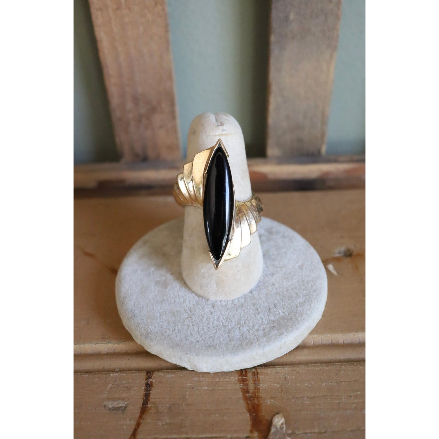 Vintage 14K Yellow Gold 1960-1970 Marquis Onyx Ring