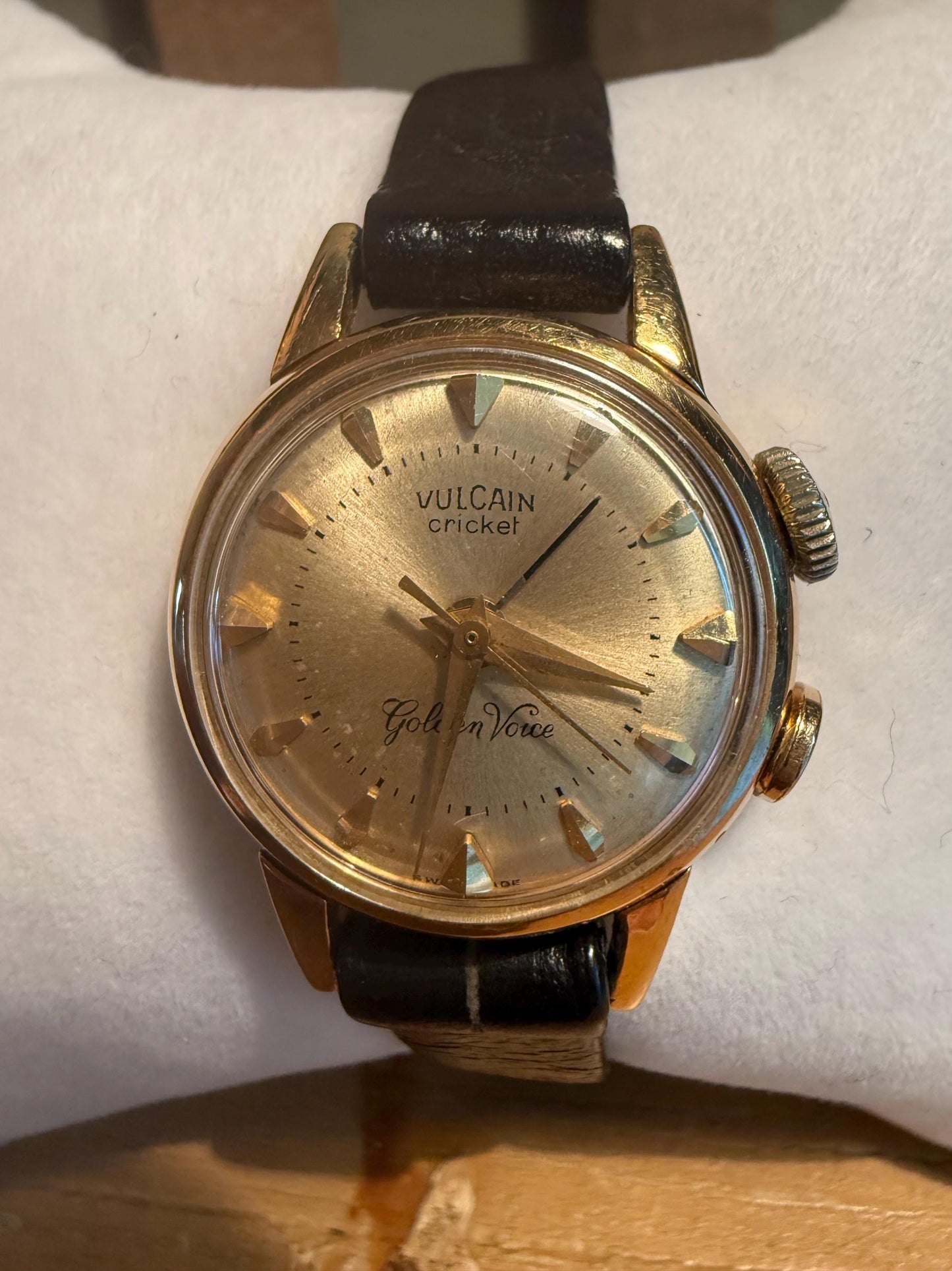1960's Vintage Ladies Vulcan Cricket Golden Voice Wrist Watch Working