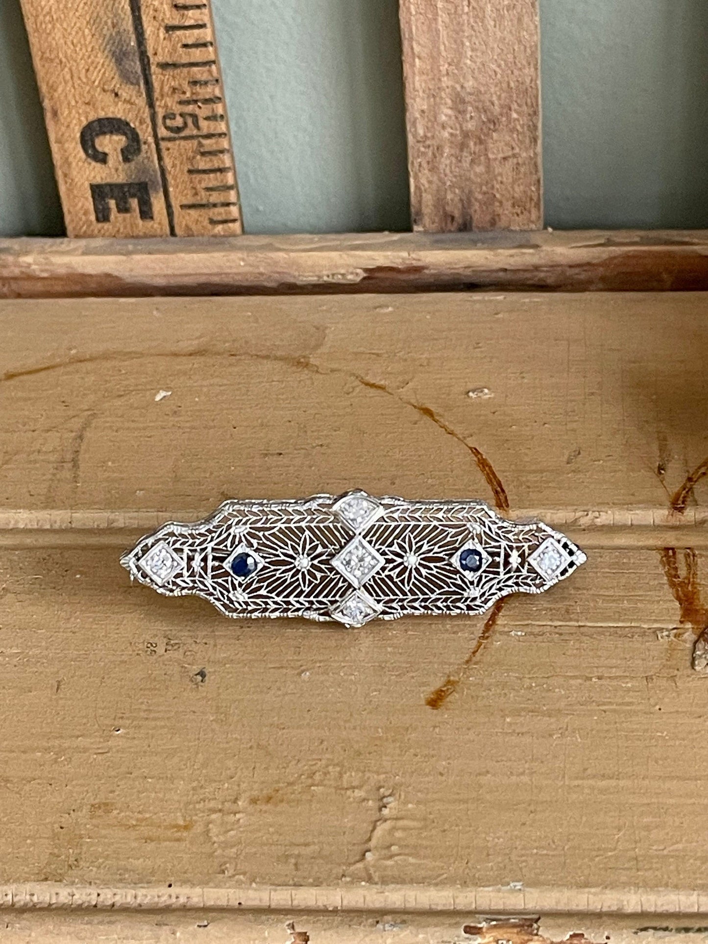 1930-1940 14K White Gold Filigree Diamond and Sapphire Brooch