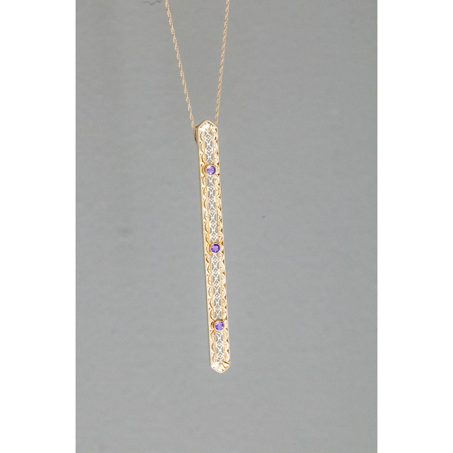 Unique 10K Yellow Gold Edwardian Amethyst Set Bar Pendant