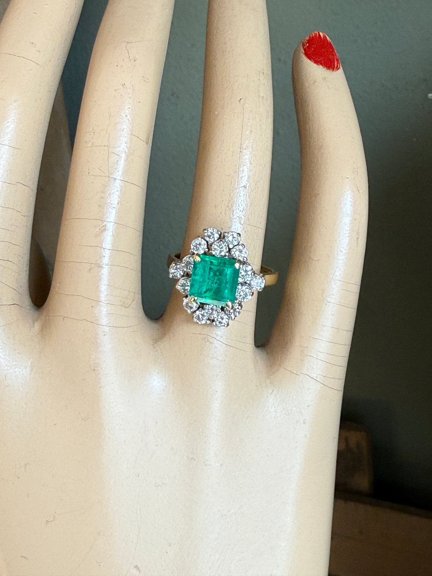 Vintage 18K Yellow Gold Custom Designed Natural Emerald and Diamond Ring