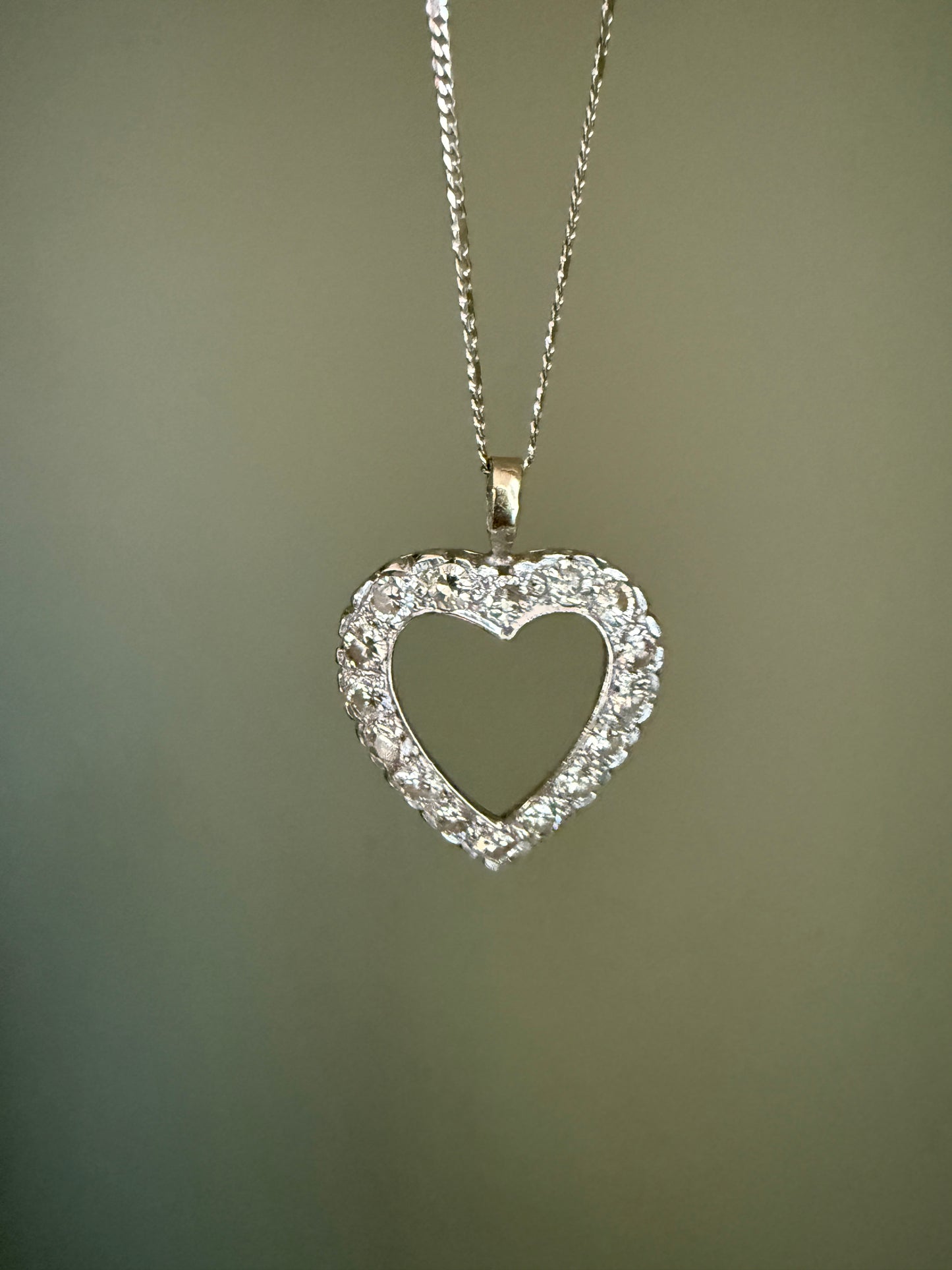 1950's Vintage 10K White Gold Diamond Set Heart Pendant on 10K White Gold Chain