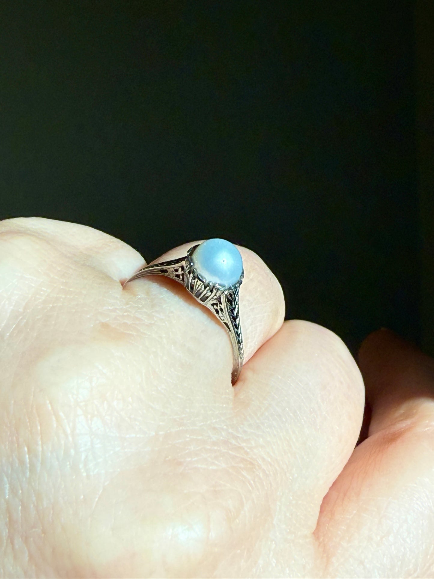 Antique Edwardian c1910 18K White Gold Pearl Ring