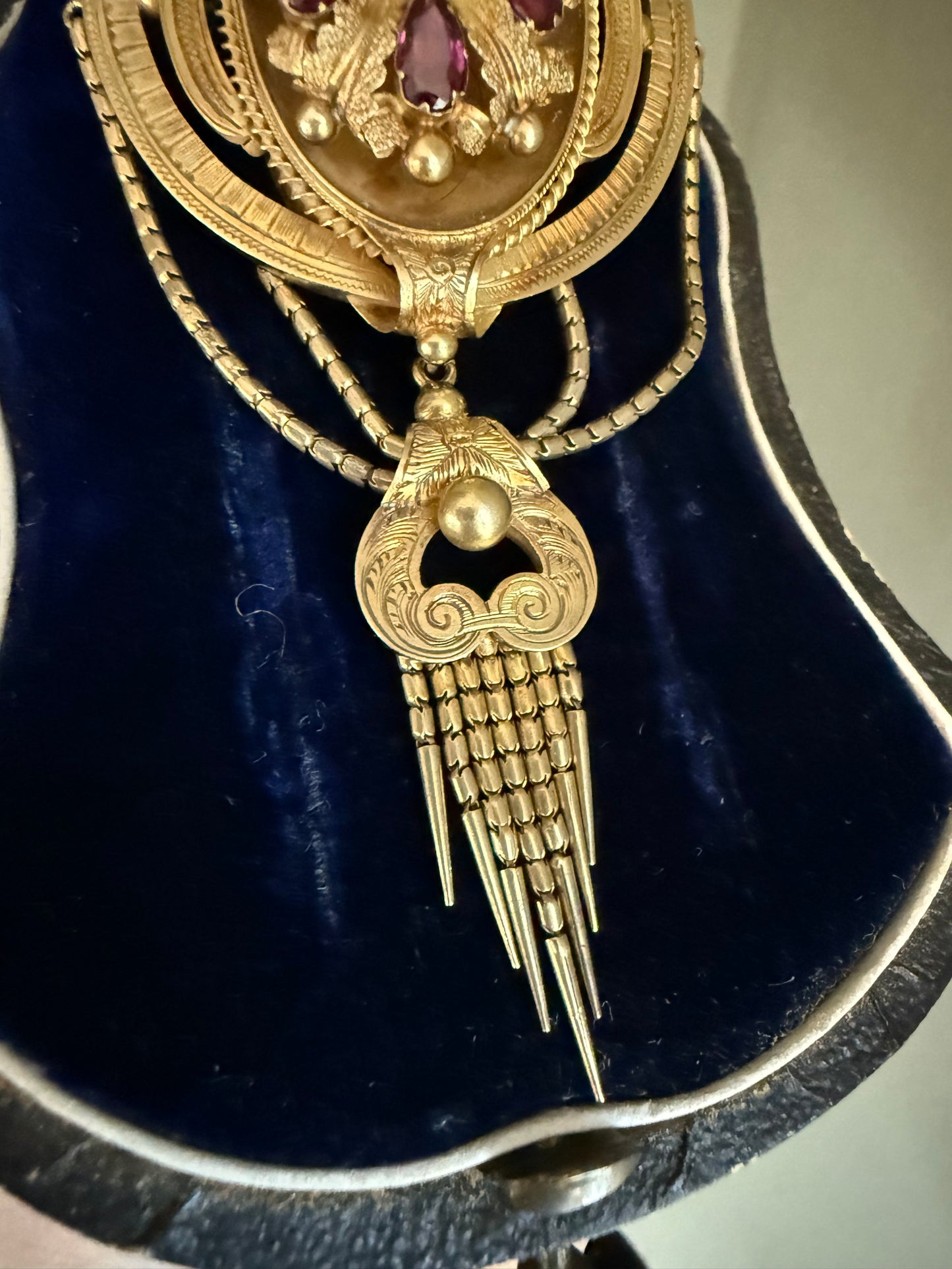 Antique Victorian c1880 14K Yellow Gold Dramatic Locket Brooch Set with Garnets