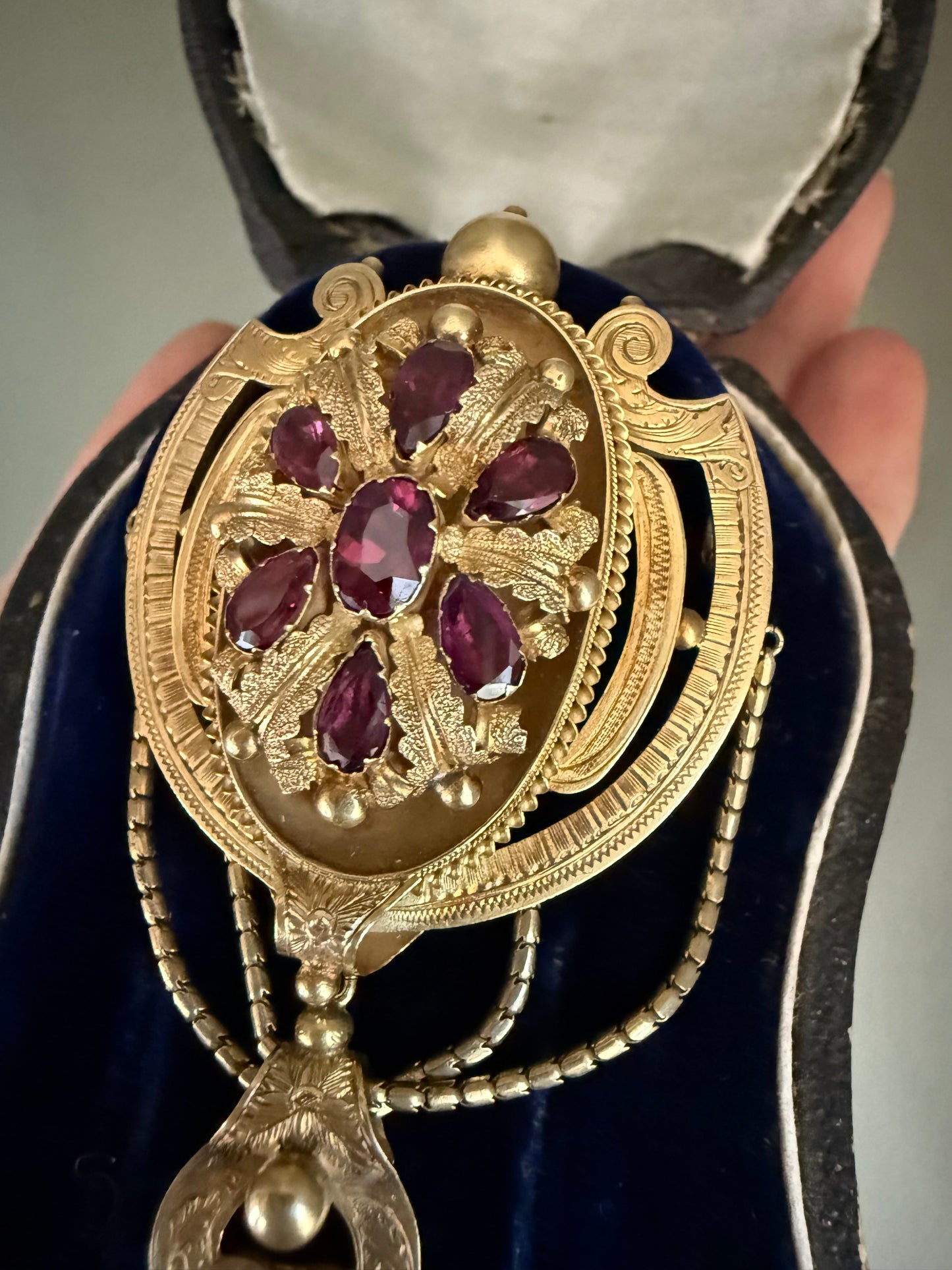 Antique Victorian c1880 14K Yellow Gold Dramatic Locket Brooch Set with Garnets
