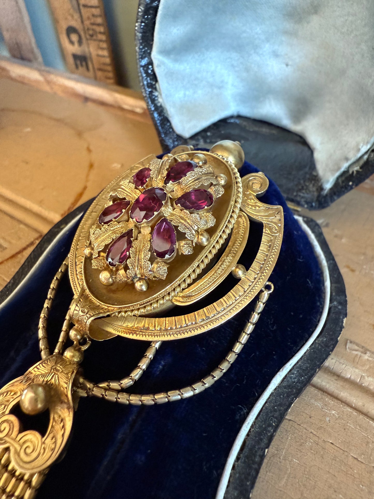 Antique Victorian c1880 14K Yellow Gold Dramatic Locket Brooch Set with Garnets