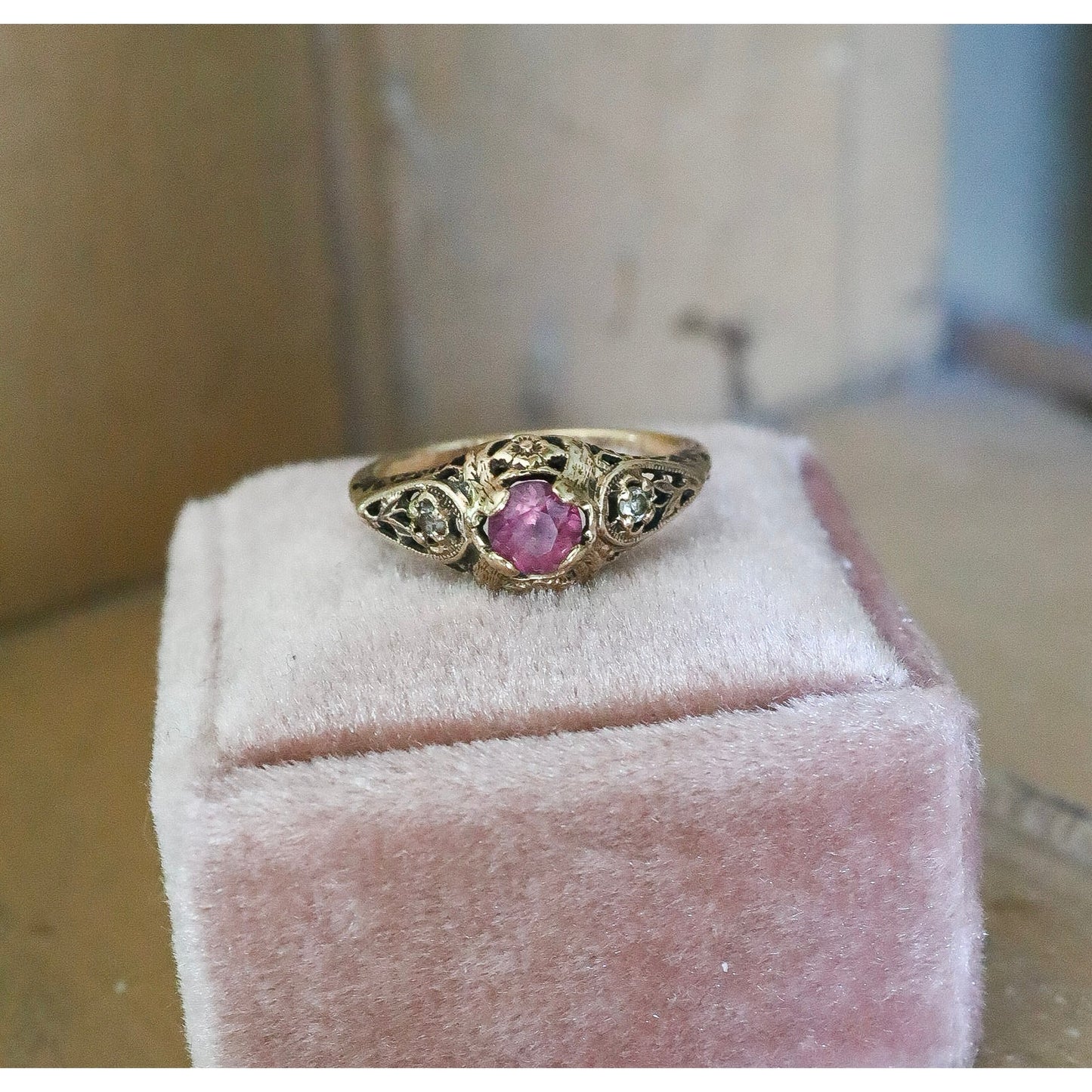 Vintage Art Deco Style 14K Yellow Gold Amethyst and Diamond Ring