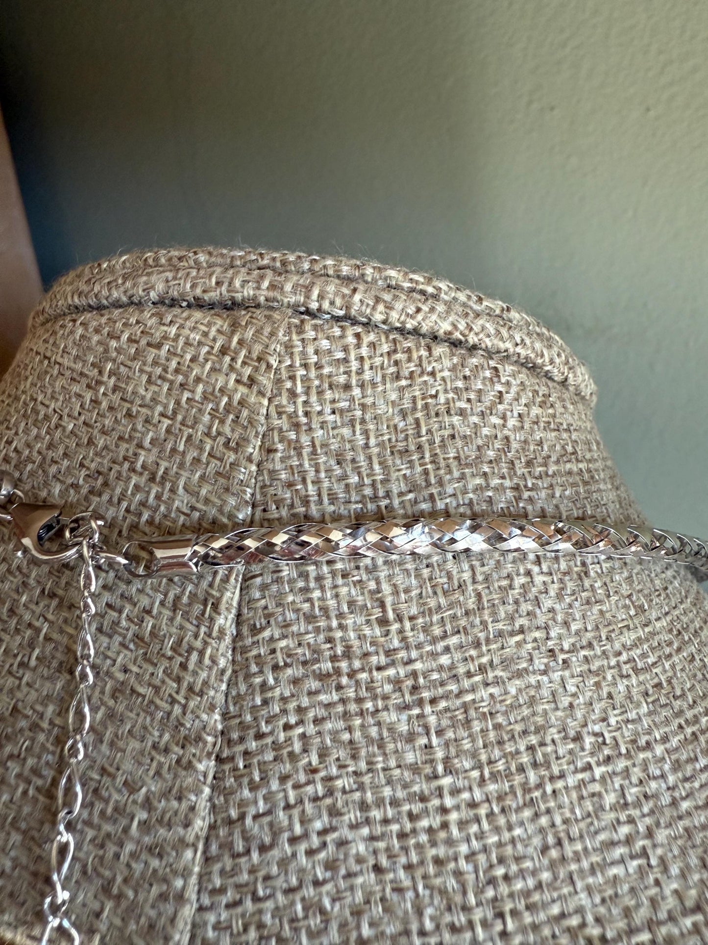 Vintage Milor 14K White Gold Woven Tublar Adjustable Collar Style Necklace