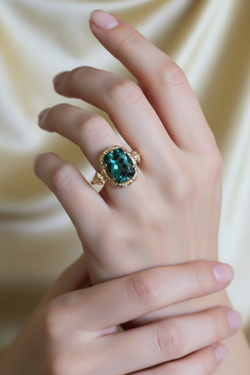 C1940 18K Yellow Gold Synthetic Green Gemstone Ring