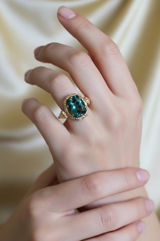 C1940 18K Yellow Gold Synthetic Green Gemstone Ring