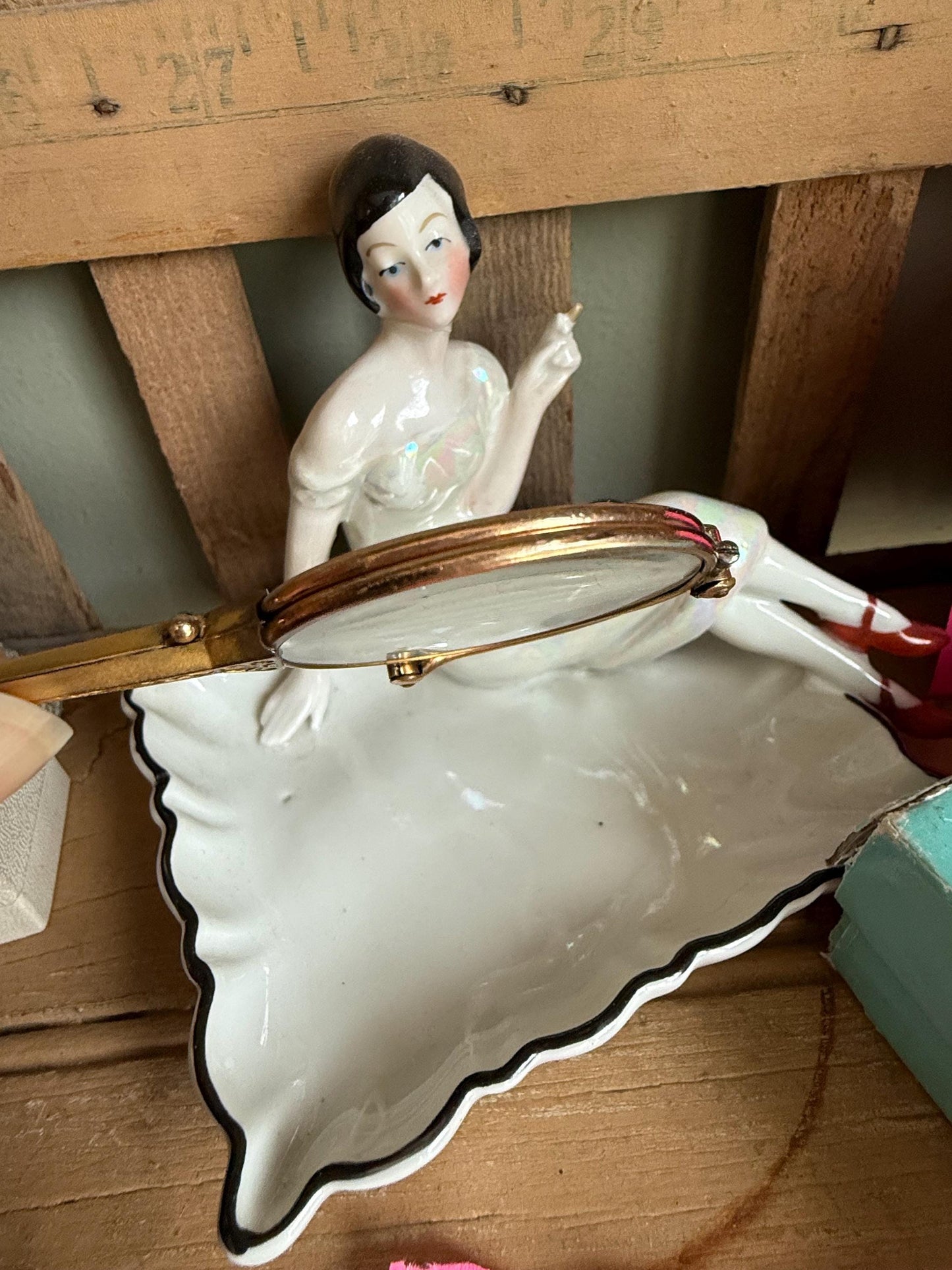 Antique Gold Filled Magnifying Eye Glass Collaspable Pendant