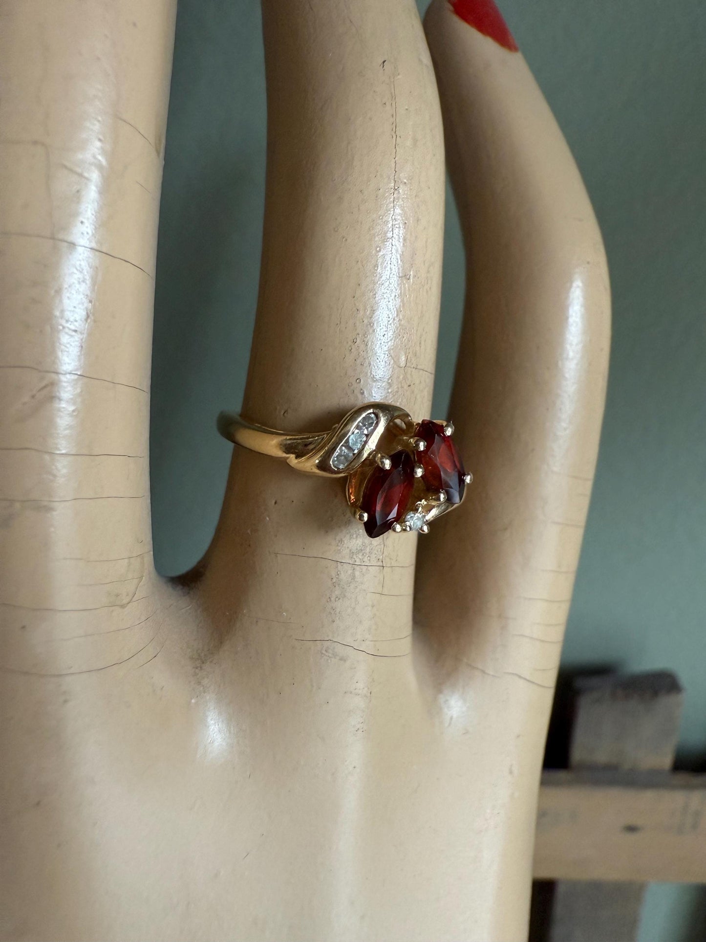 Vintage 14K Yellow Gold Marquis Cut Garnets and Diamomd Ring