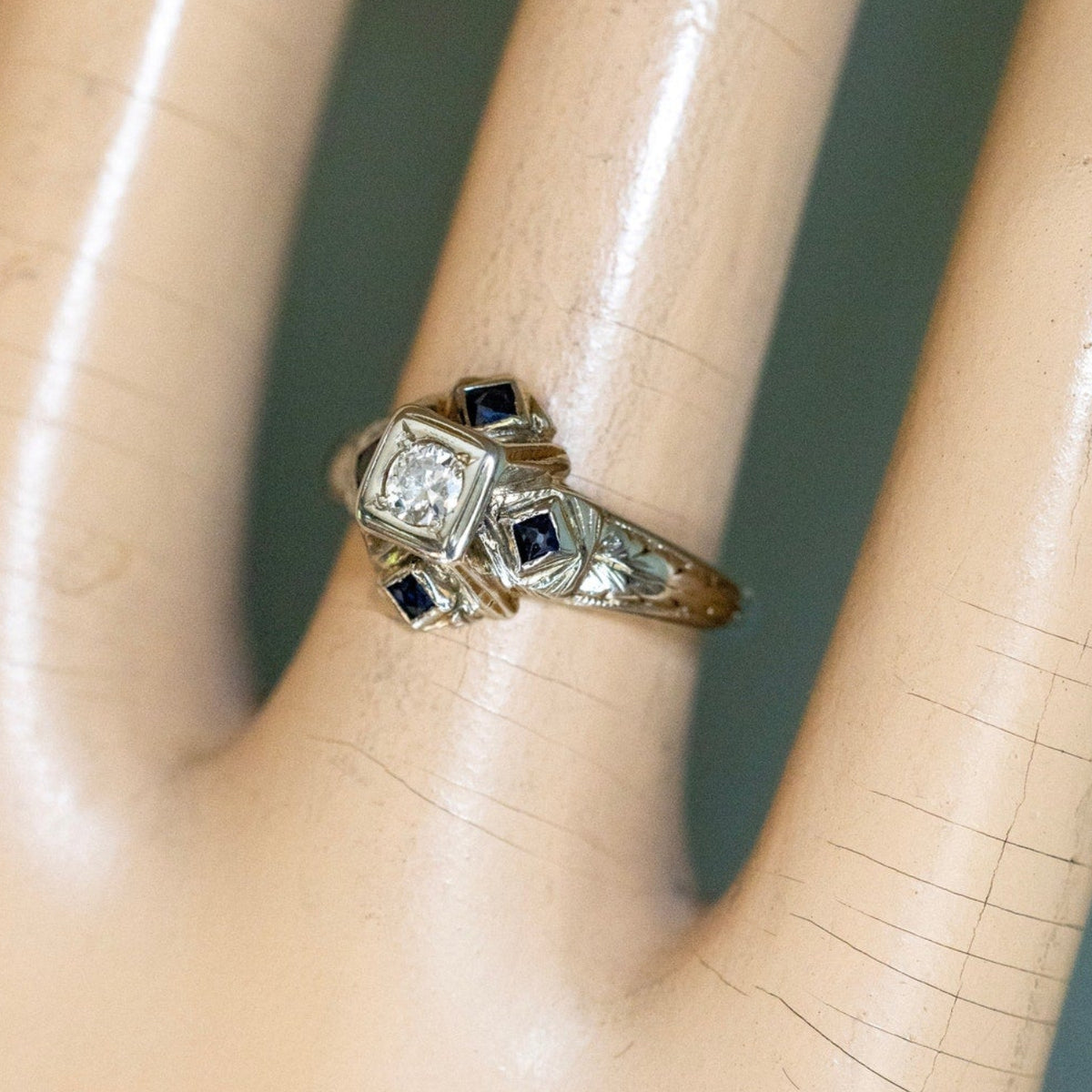 1930-1940 Art Deco 20K White Gold Old European Cut Diamond and Sapphire Ring