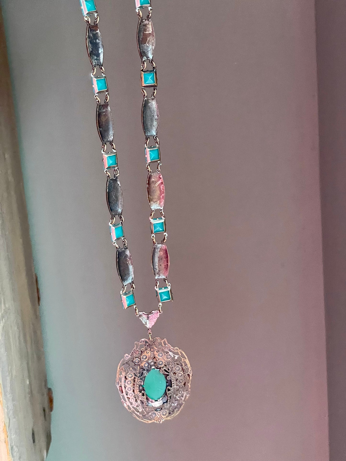 Unusual c1915 Late Edwardian Brass Tone Necklace with Green Faceted Glass