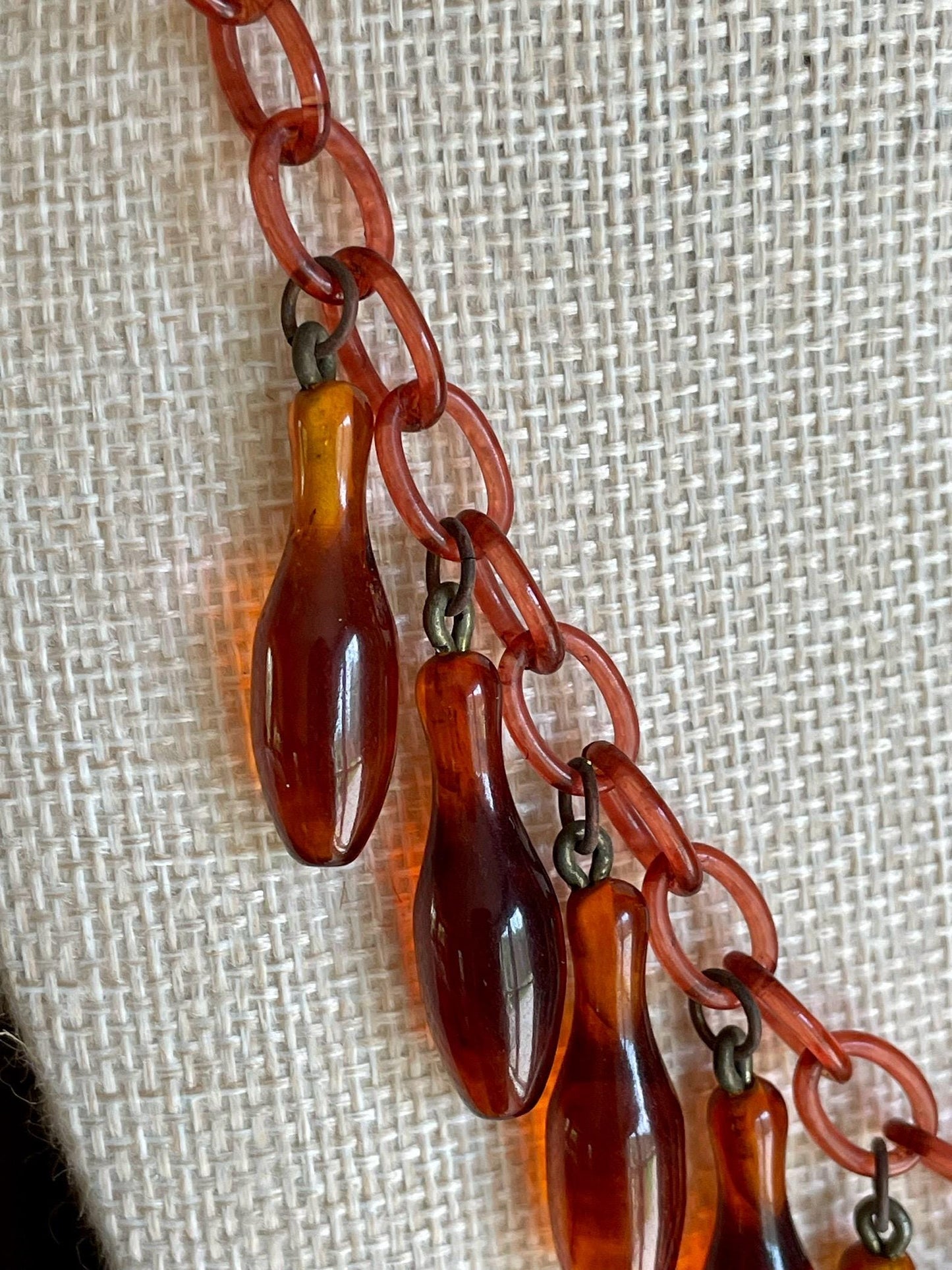 1930-1940 Tortoise Shell Bakelite Bowling Motif Necklace