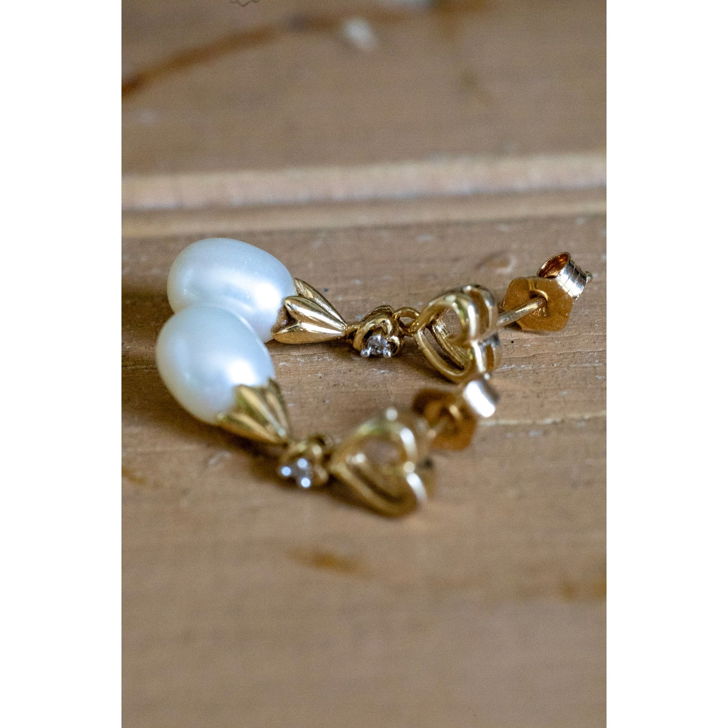 Vintage 14K Yellow Gold Diamond and Pearl Dangle Earrings