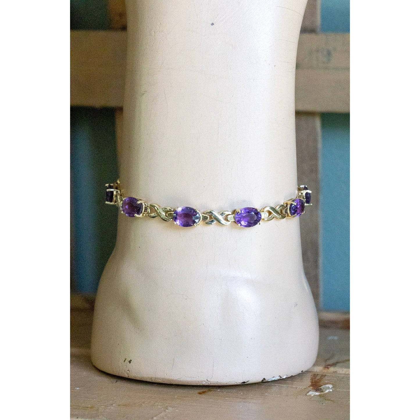 Vintage Solid 14K Yellow Gold Oval Cut Amethyst Gemstone Line Bracelet 11CTS
