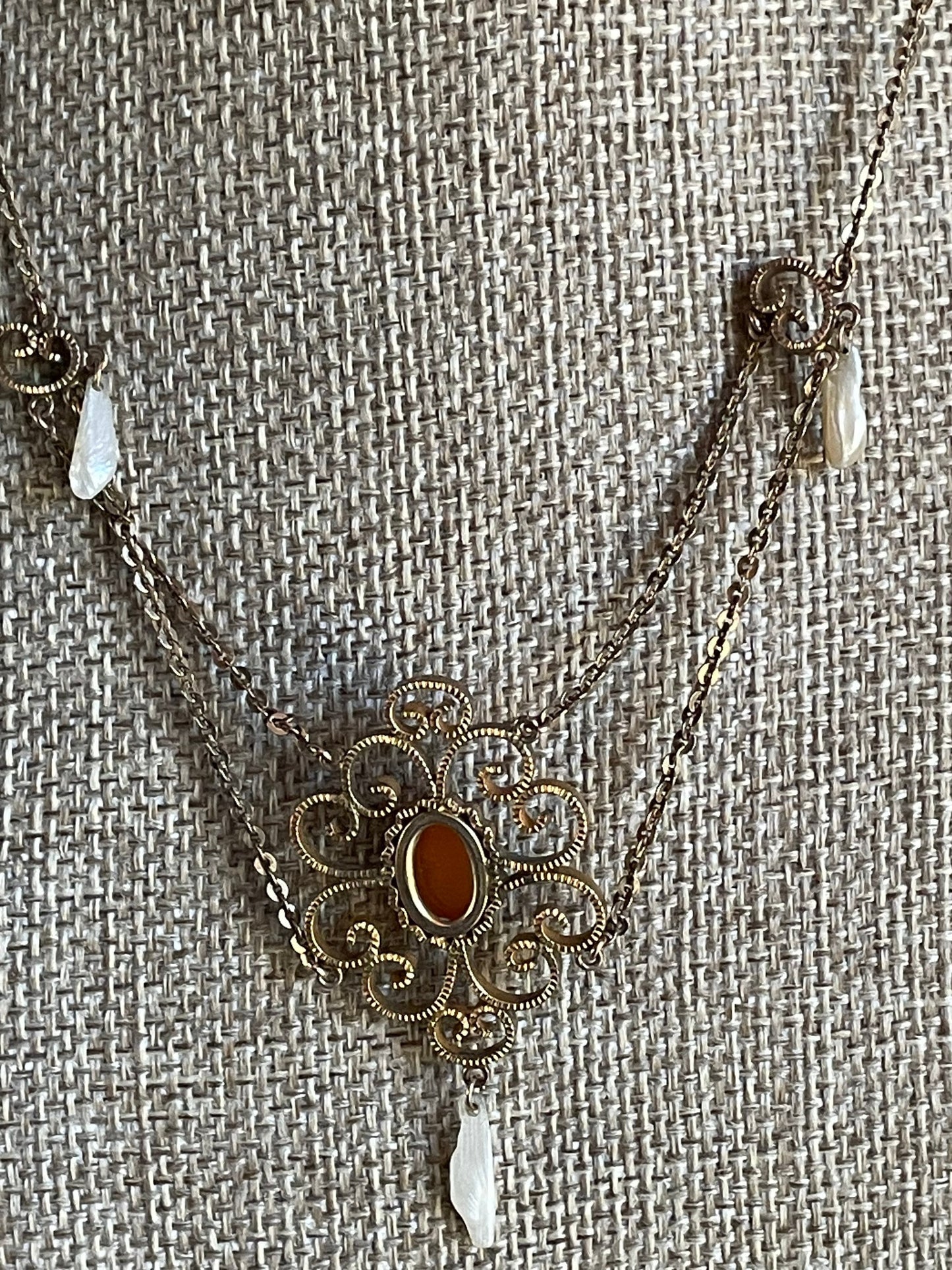 c1920 Gold Filled Agate Cameo Festoon Necklace with Dog Tooth Pearl Drops