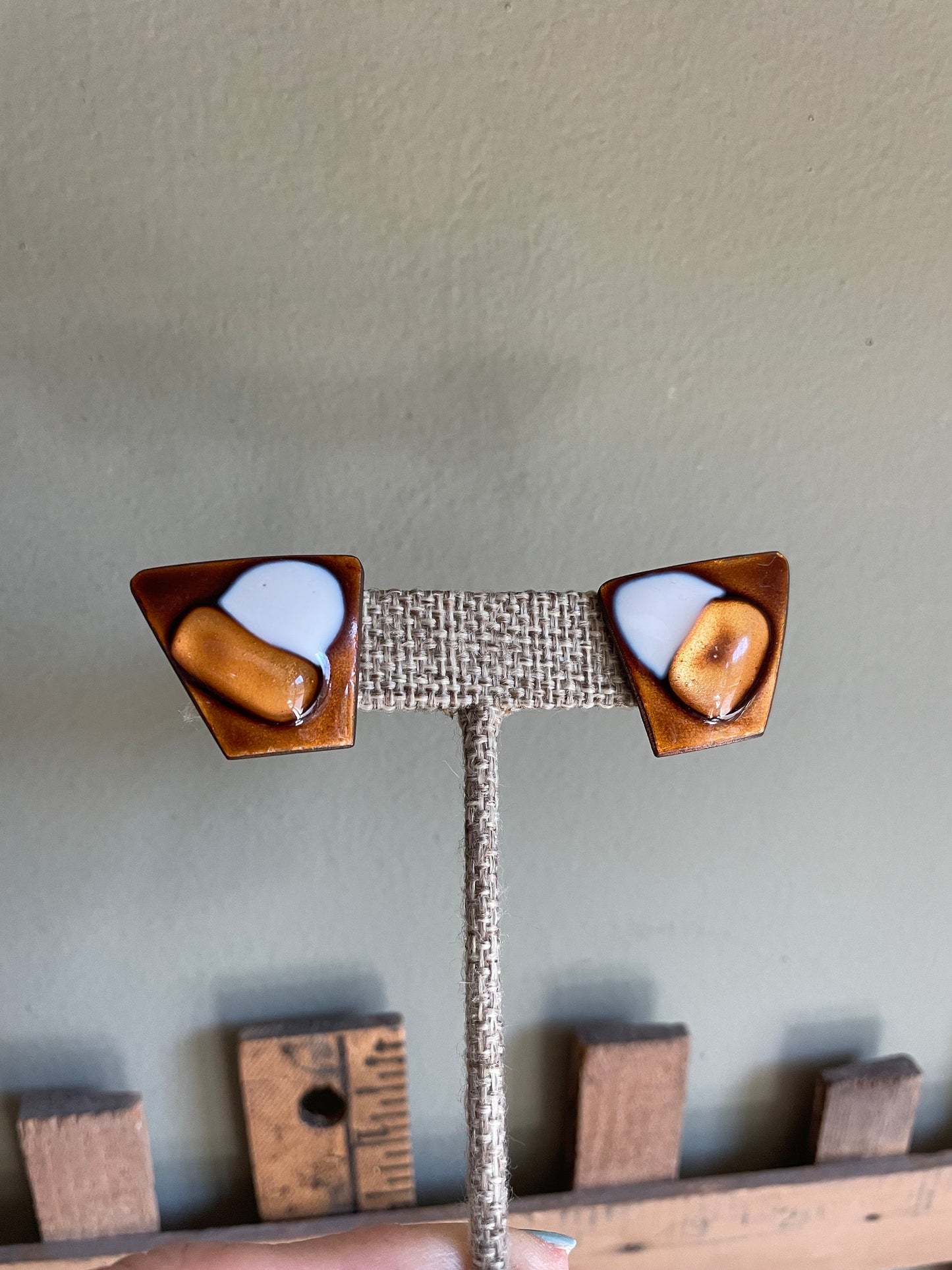 Kay Denning 1960's Brown and White Hand Enameled Earrings
