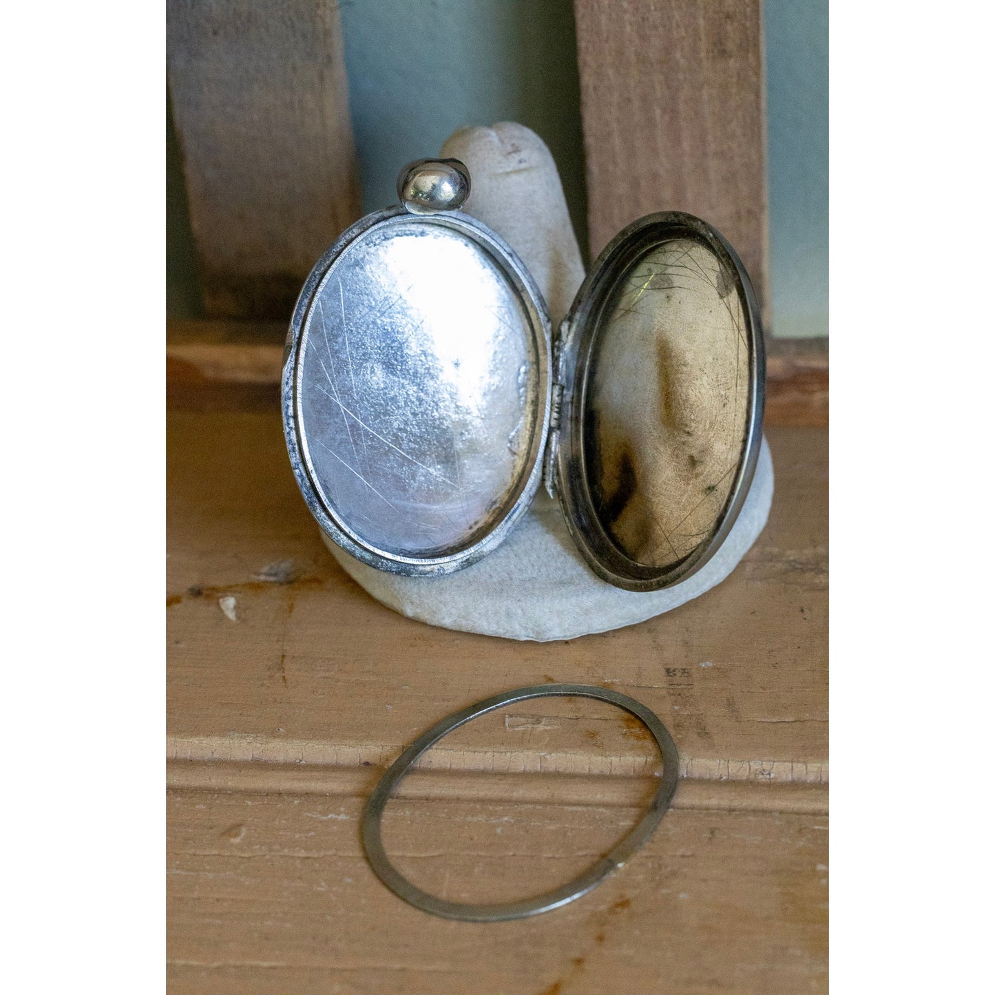 Antique Victorian Sterling Silver Aesthetic Period c1880 Large Locket
