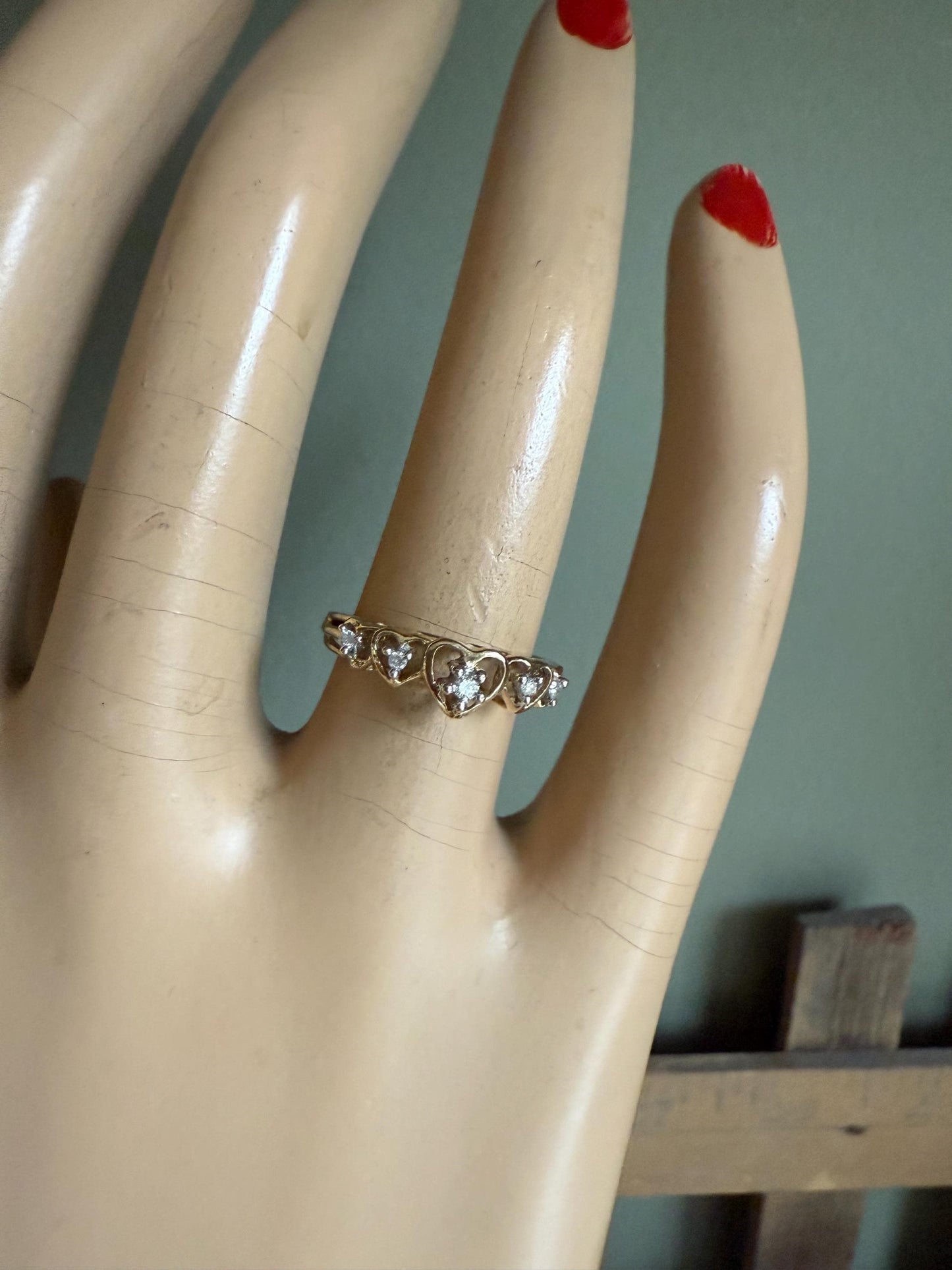 Vintage 14K Yellow Gold Five Diamond Set Heart Band